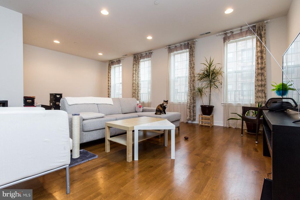 Photo of 207 Brinley Court, PHILADELPHIA, PA 19146 (MLS # PAPH2592344)