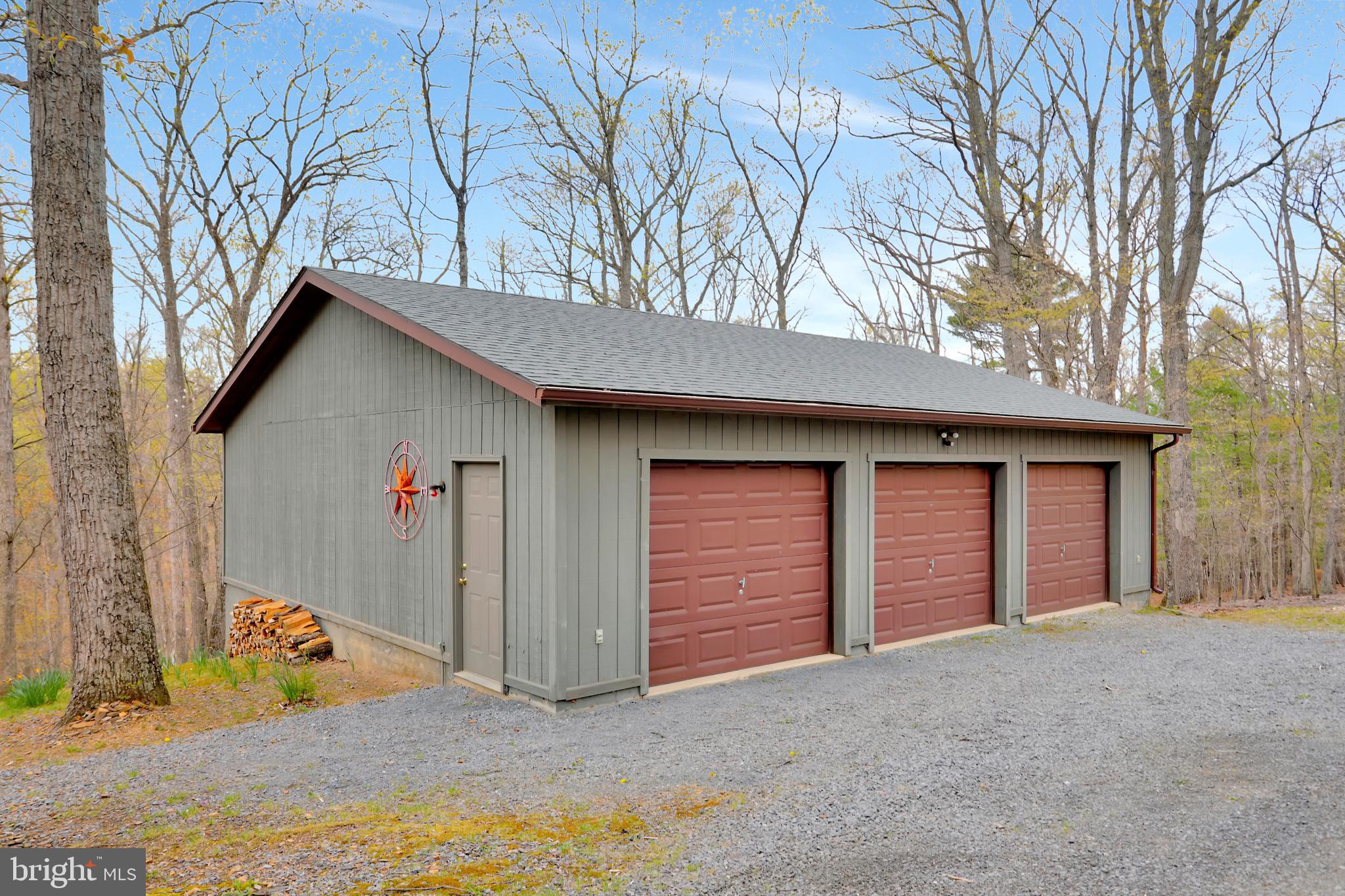 THE WOODS - Residential