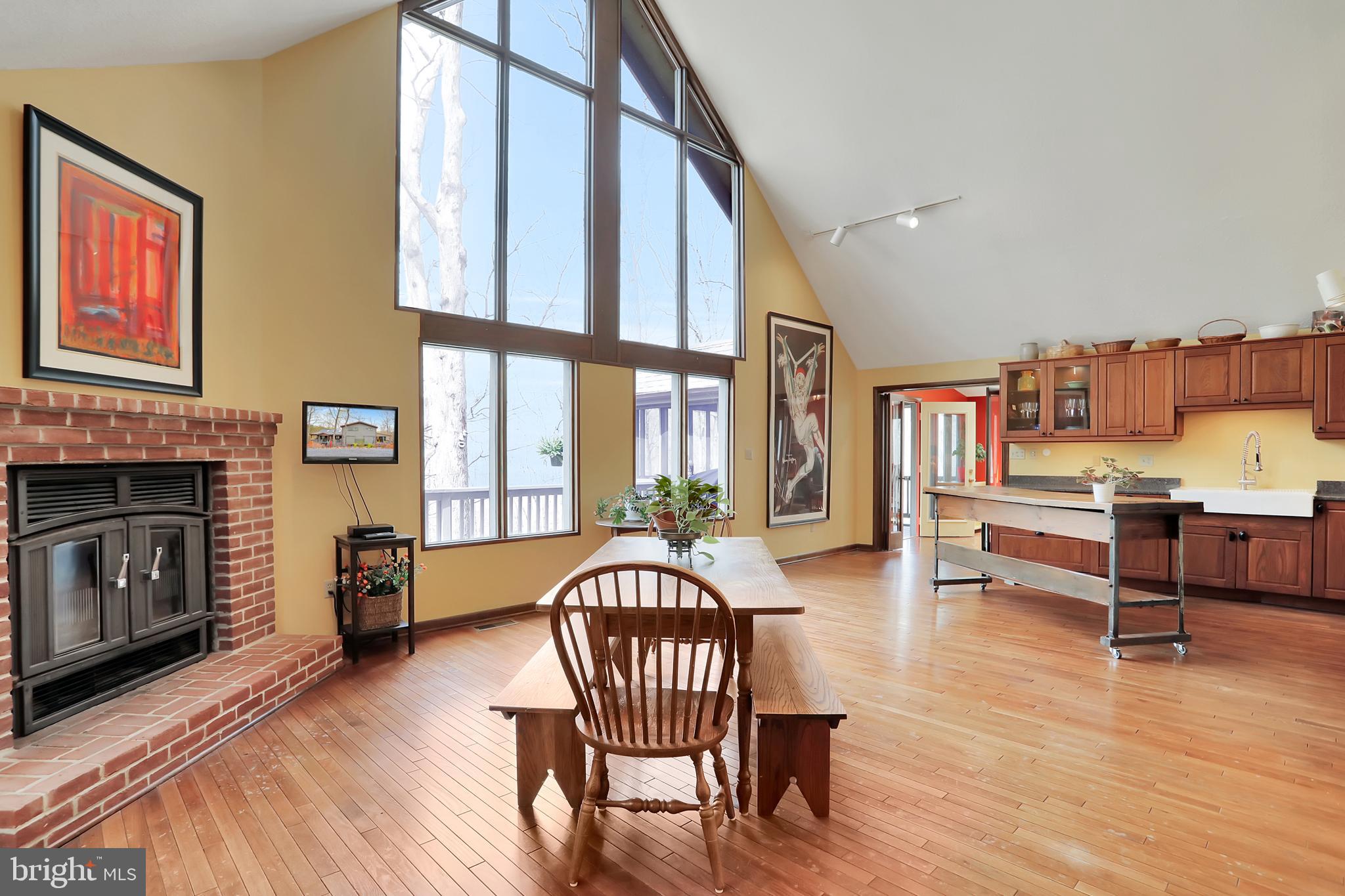 THE WOODS - Residential