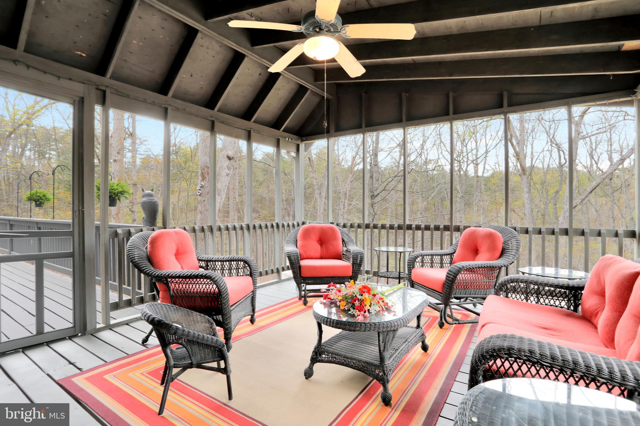 THE WOODS - Residential