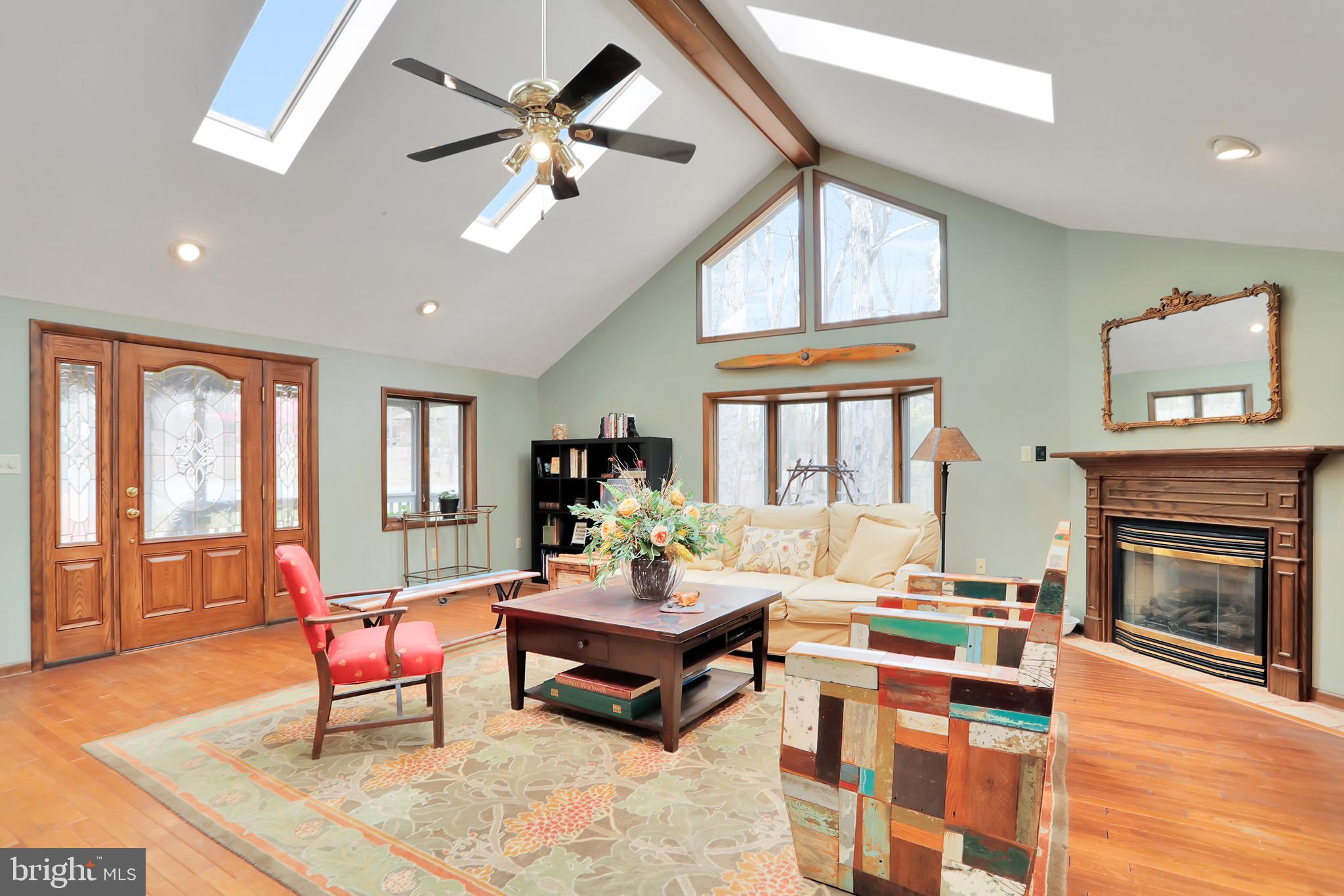 THE WOODS - Residential