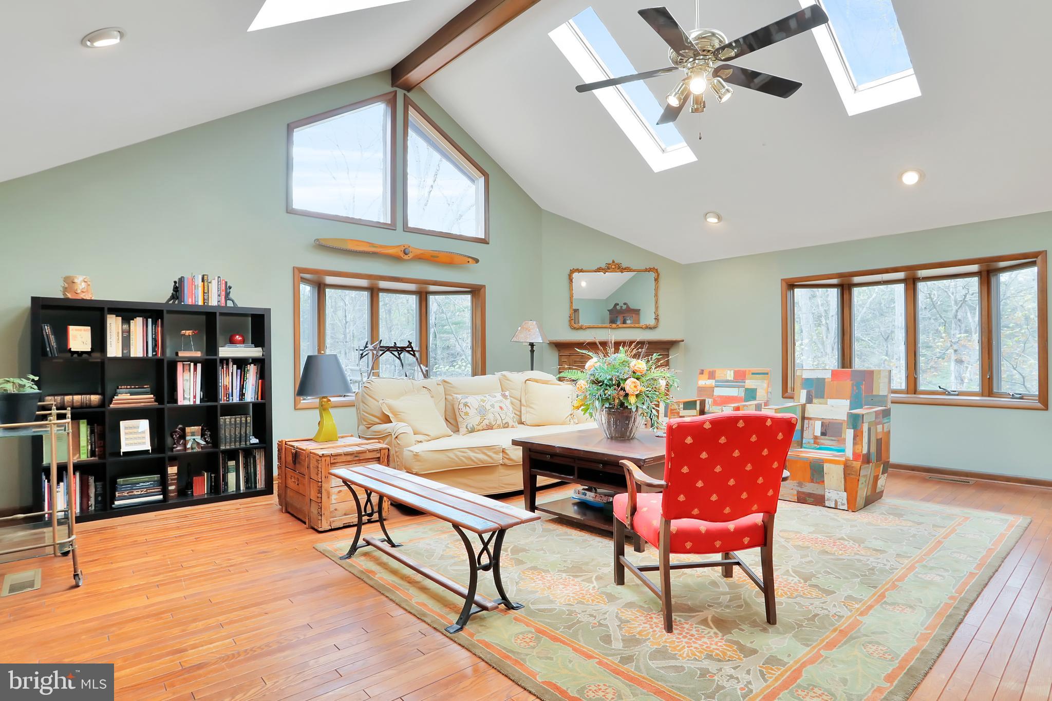 THE WOODS - Residential