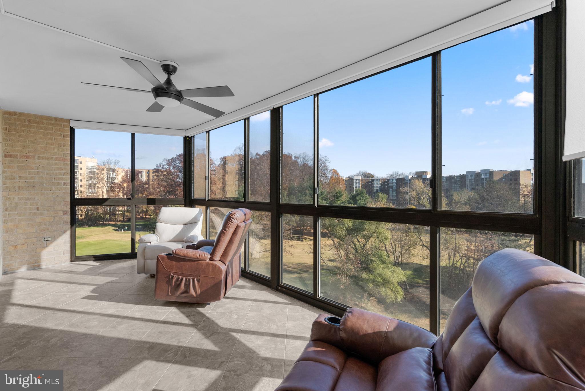 LEISURE WORLD - Residential