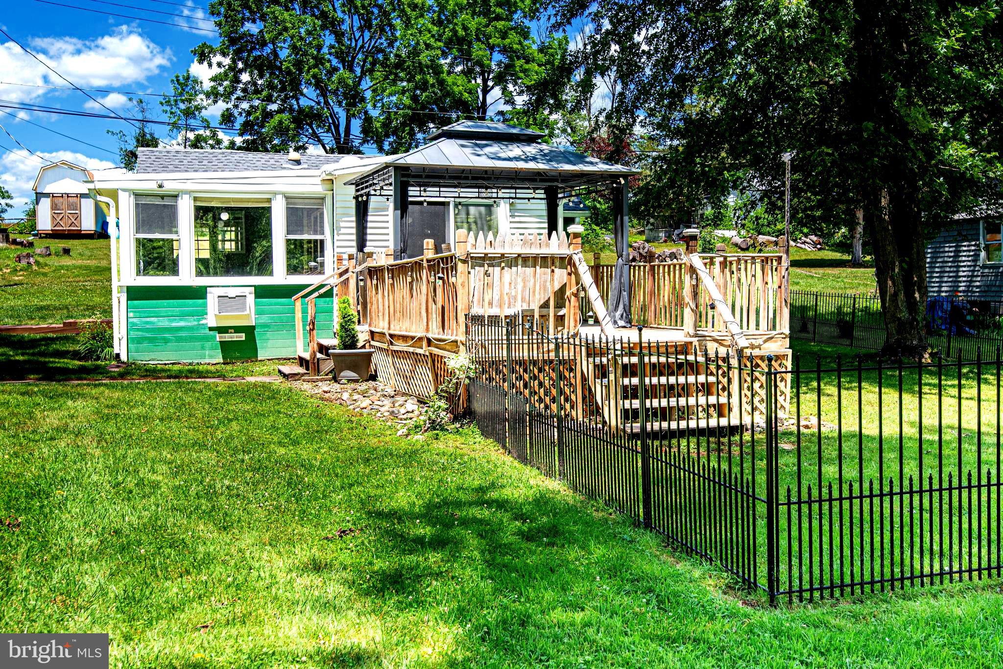 563 E DARK HOLLOW ROAD 170 SHAWN LN