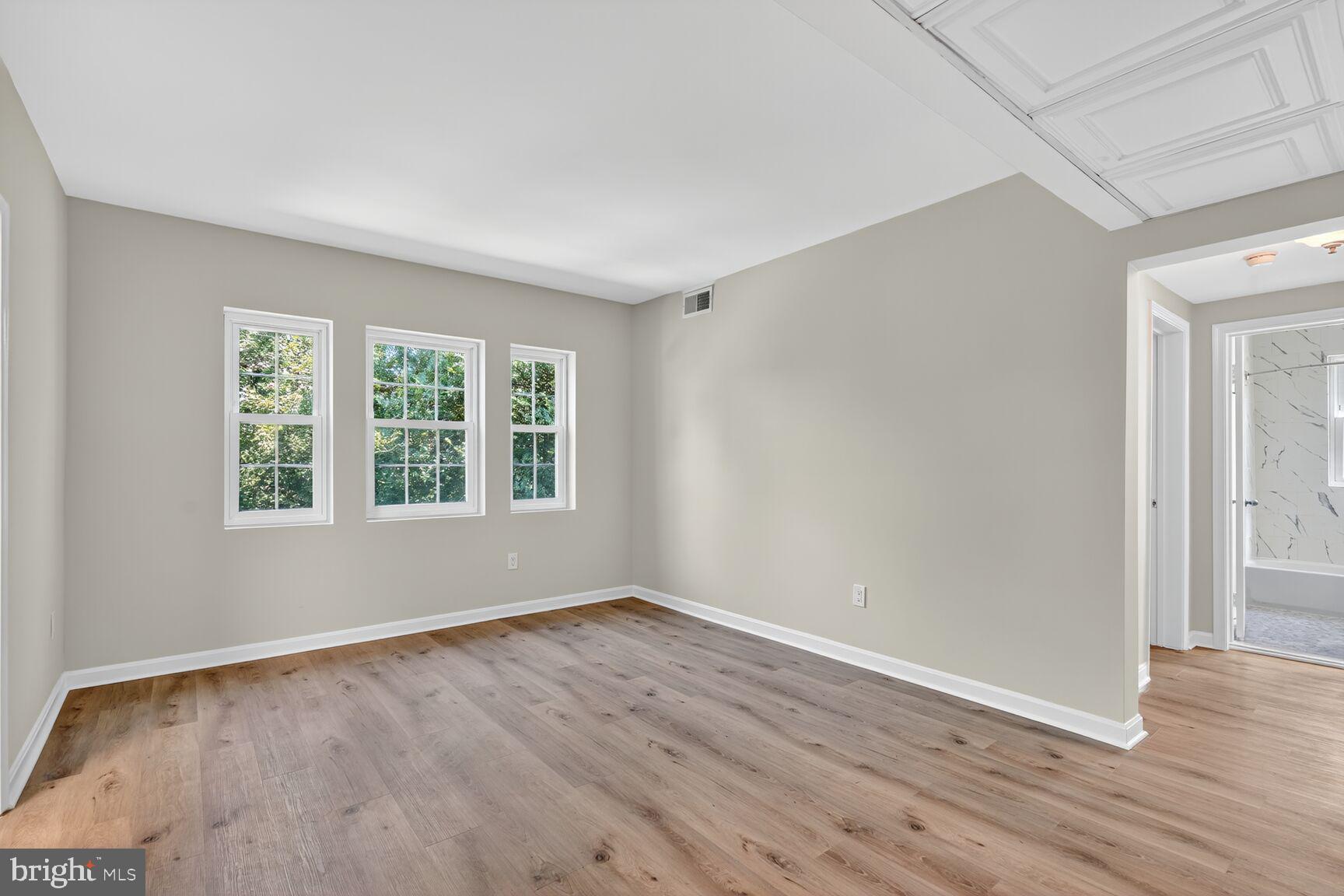 1741 N TROY STREET 8-428