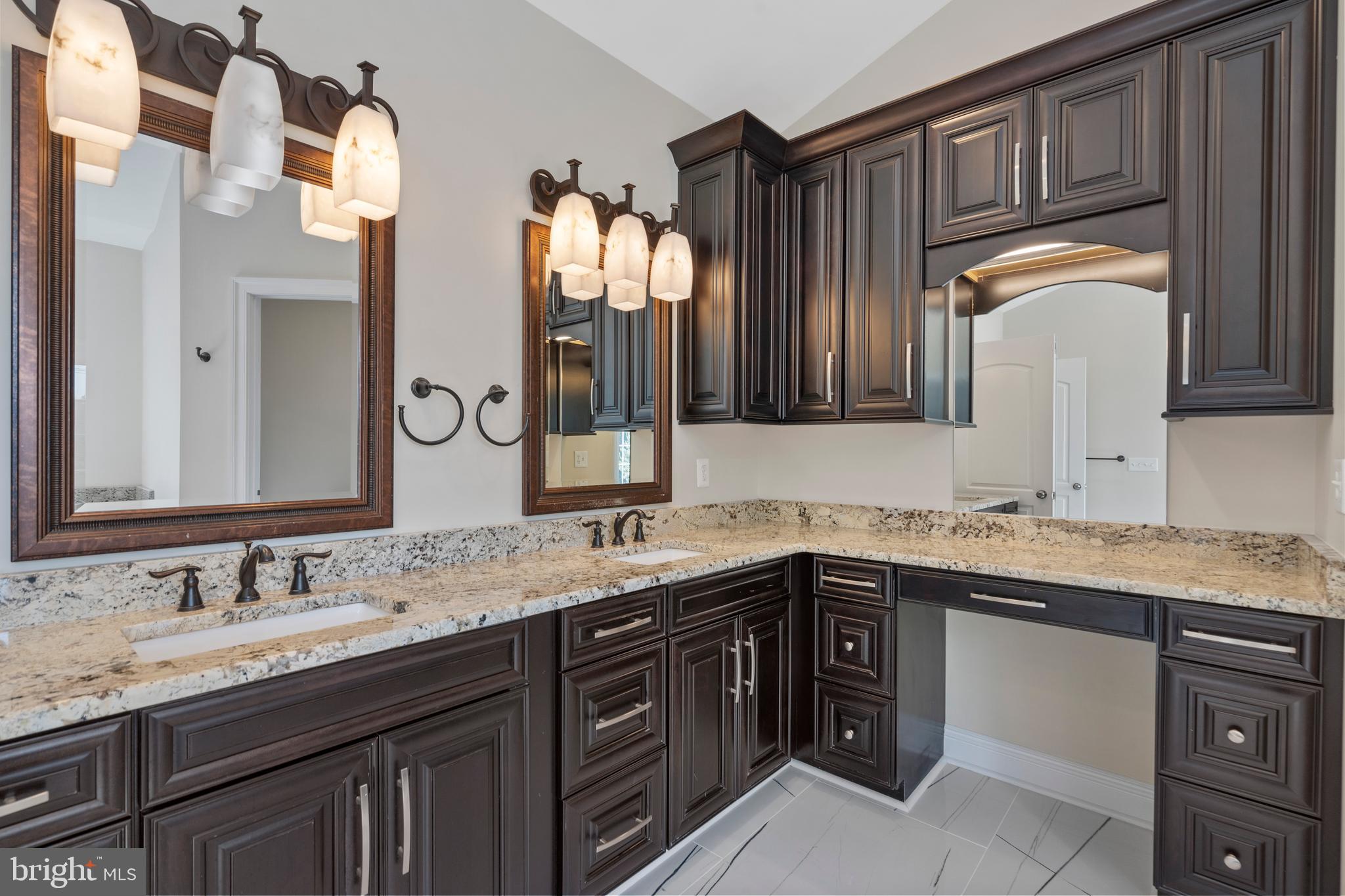 HICKORY HALL ESTATES - Residential