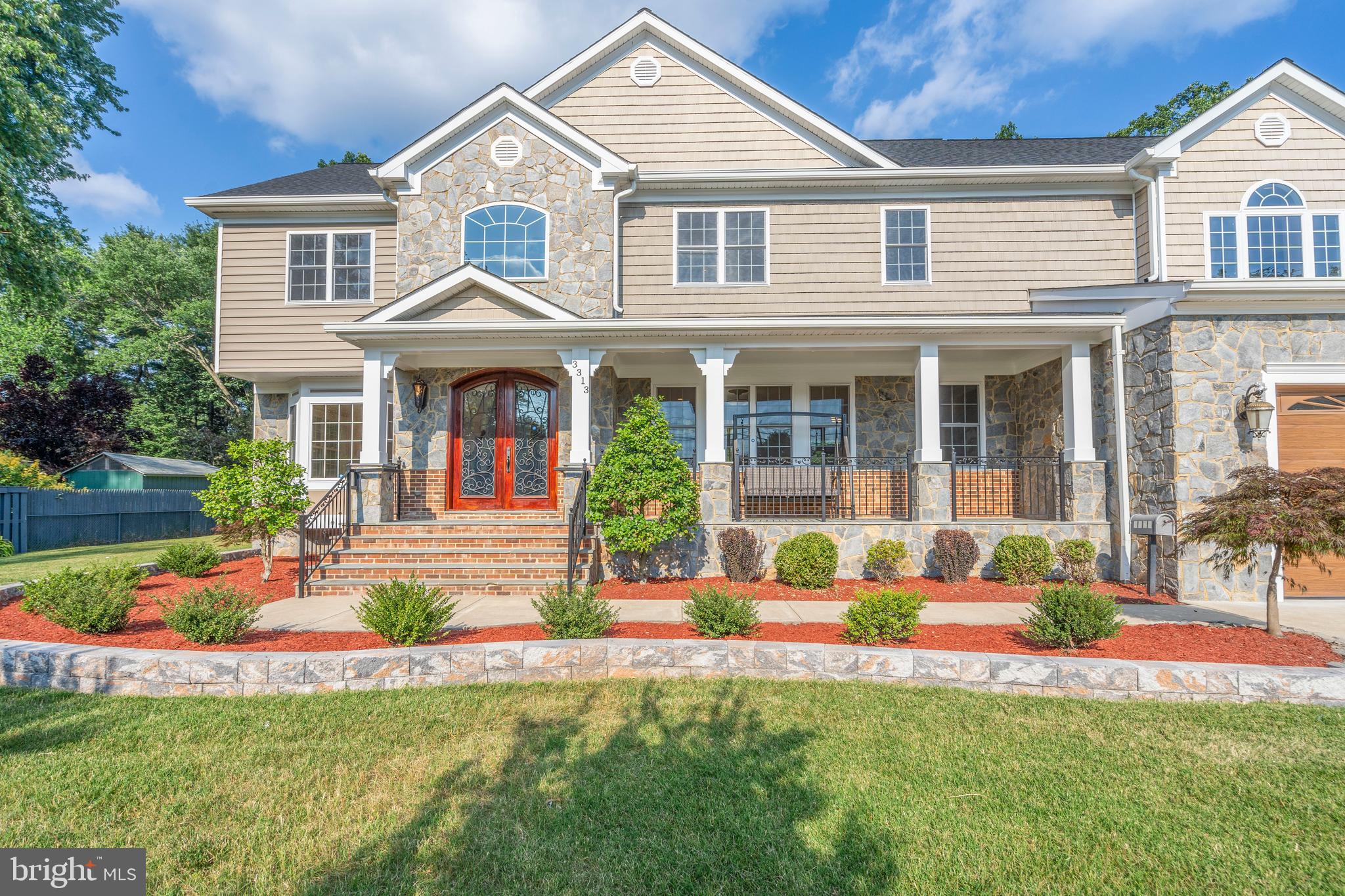 HICKORY HALL ESTATES - Residential