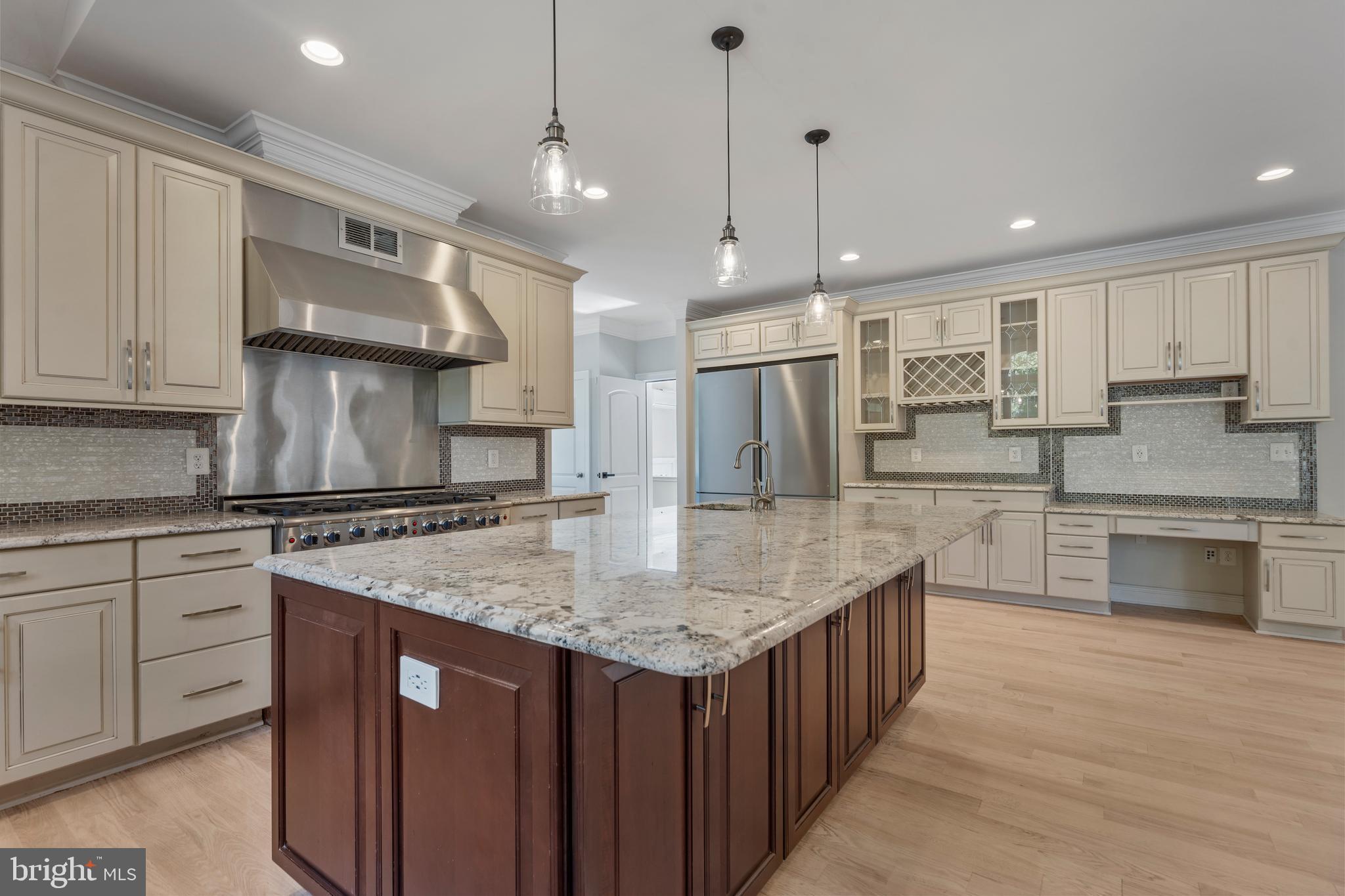 HICKORY HALL ESTATES - Residential