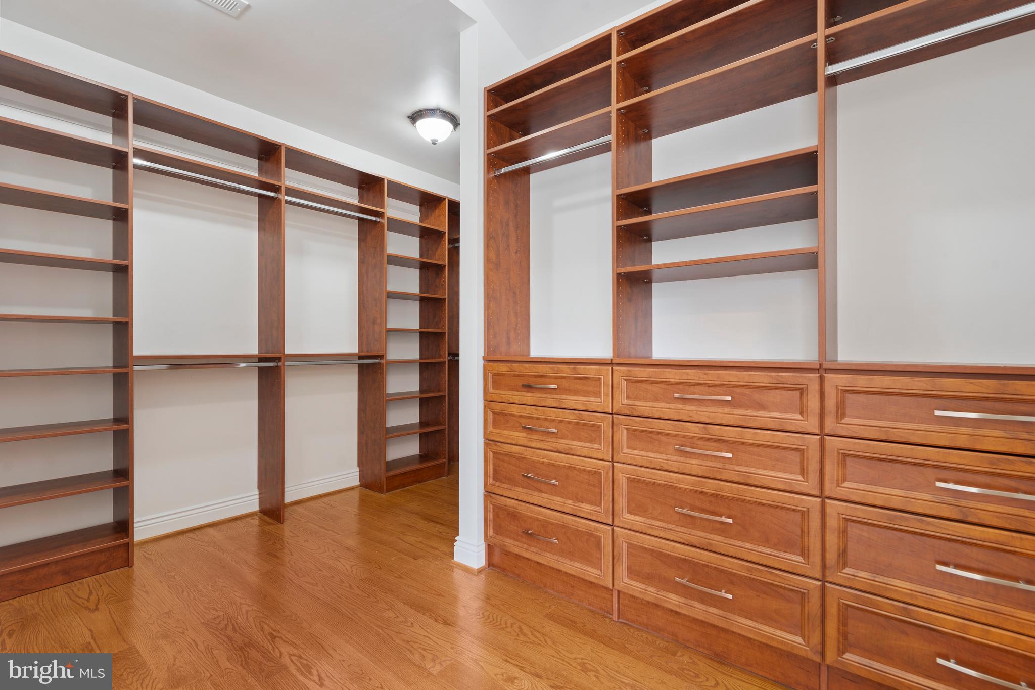 HICKORY HALL ESTATES - Residential