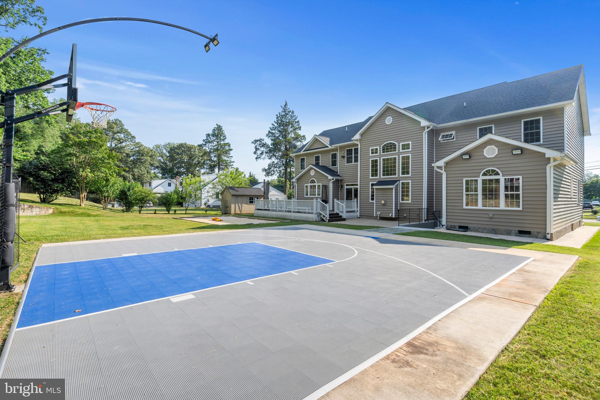 HICKORY HALL ESTATES - Residential