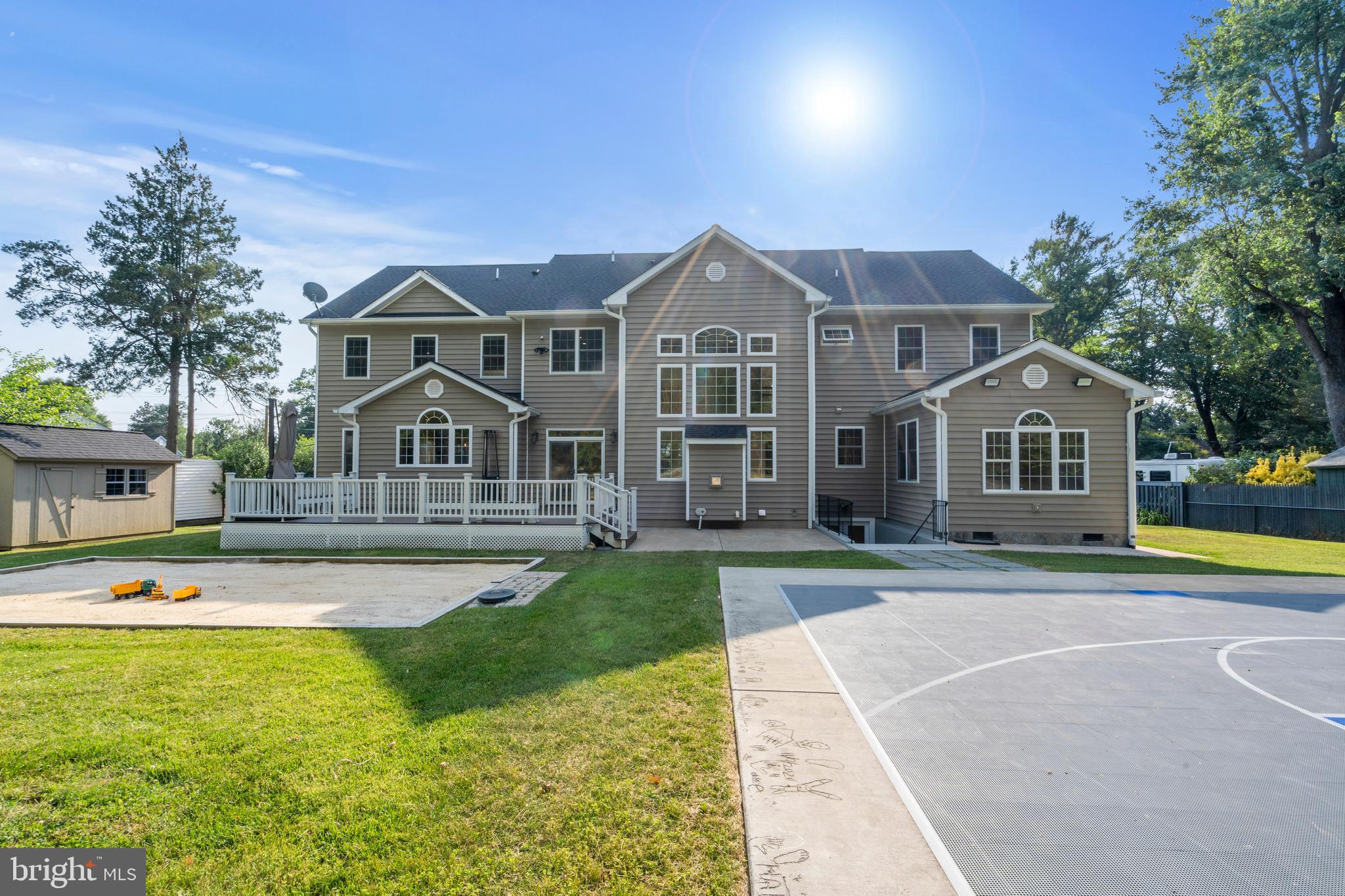 HICKORY HALL ESTATES - Residential