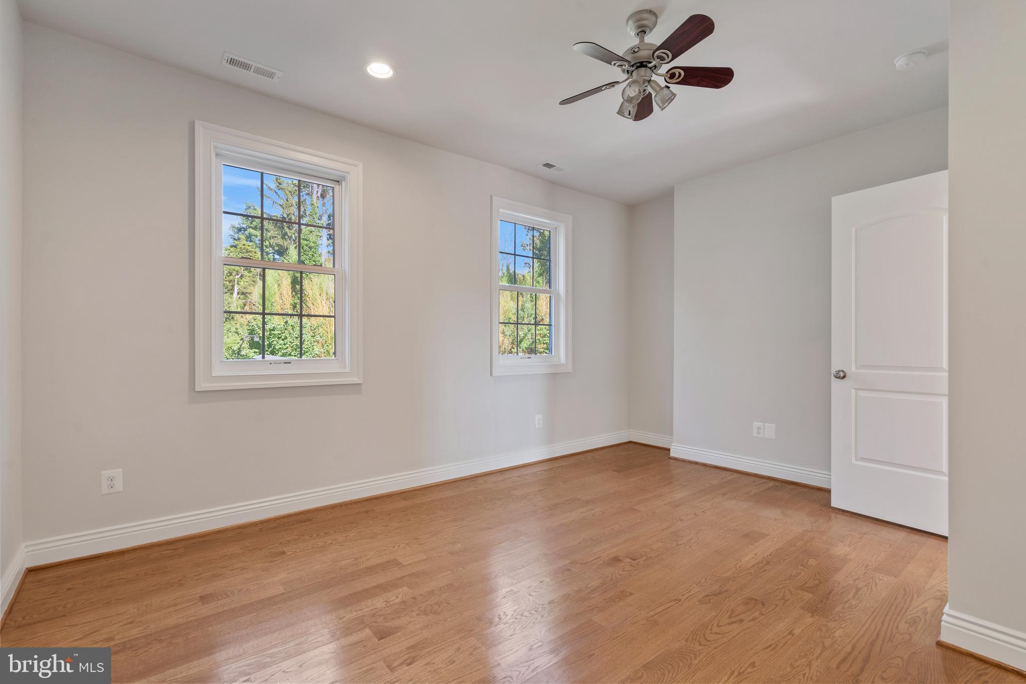 HICKORY HALL ESTATES - Residential