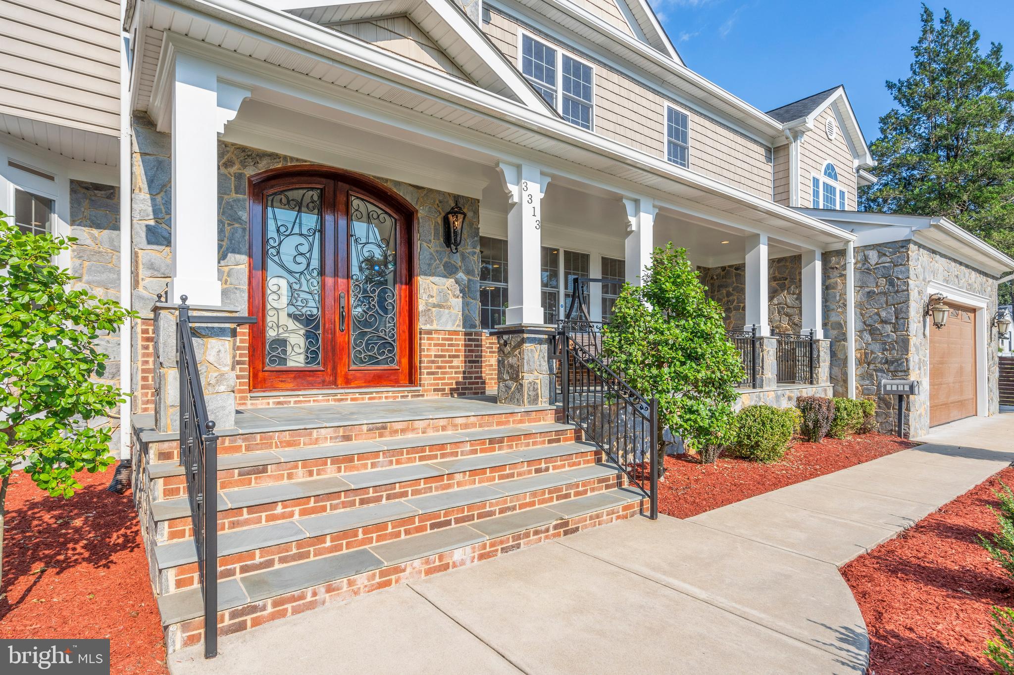 HICKORY HALL ESTATES - Residential