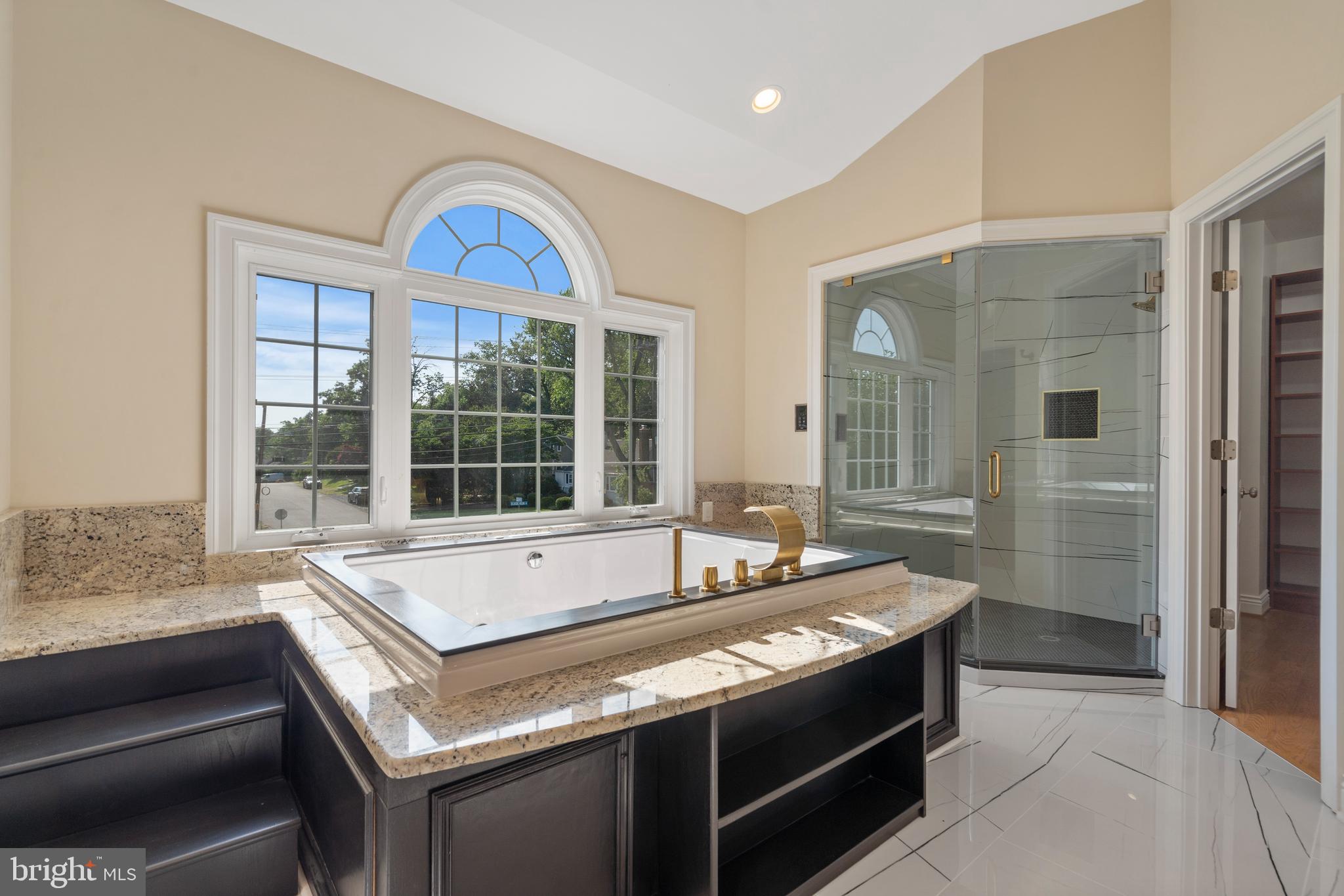 HICKORY HALL ESTATES - Residential