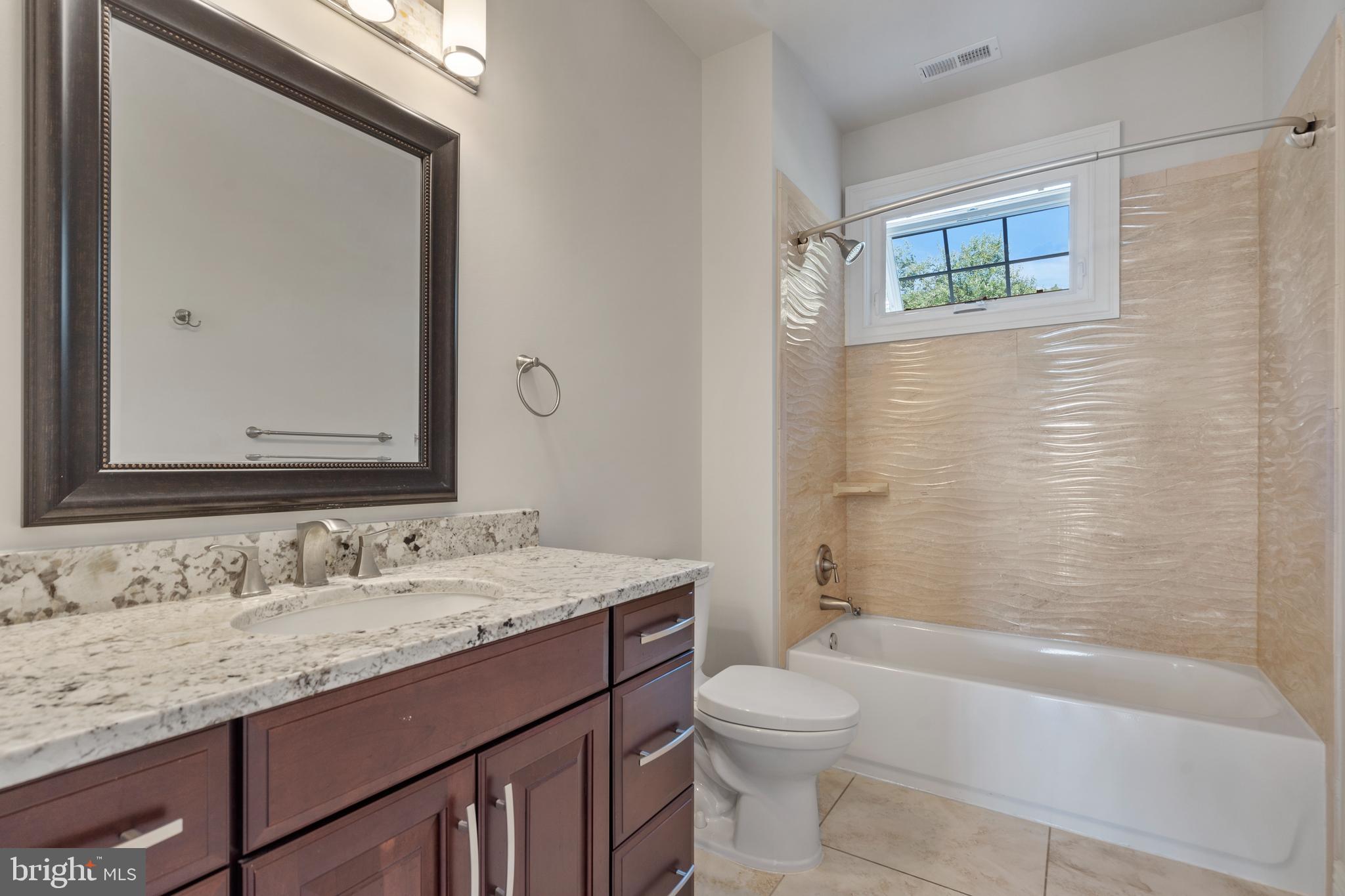 HICKORY HALL ESTATES - Residential