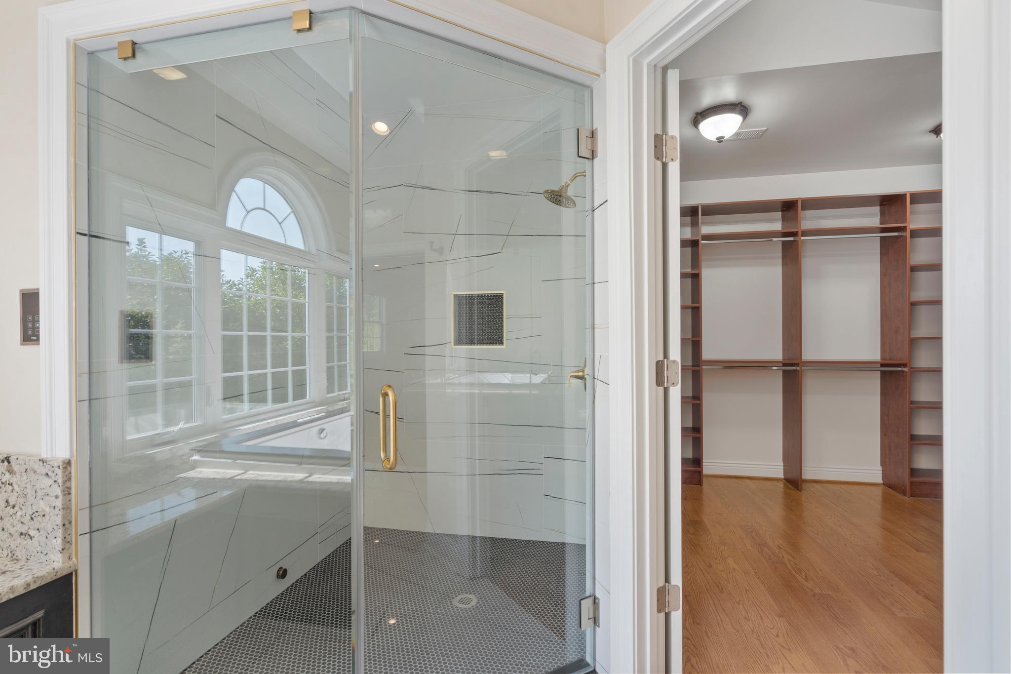 HICKORY HALL ESTATES - Residential