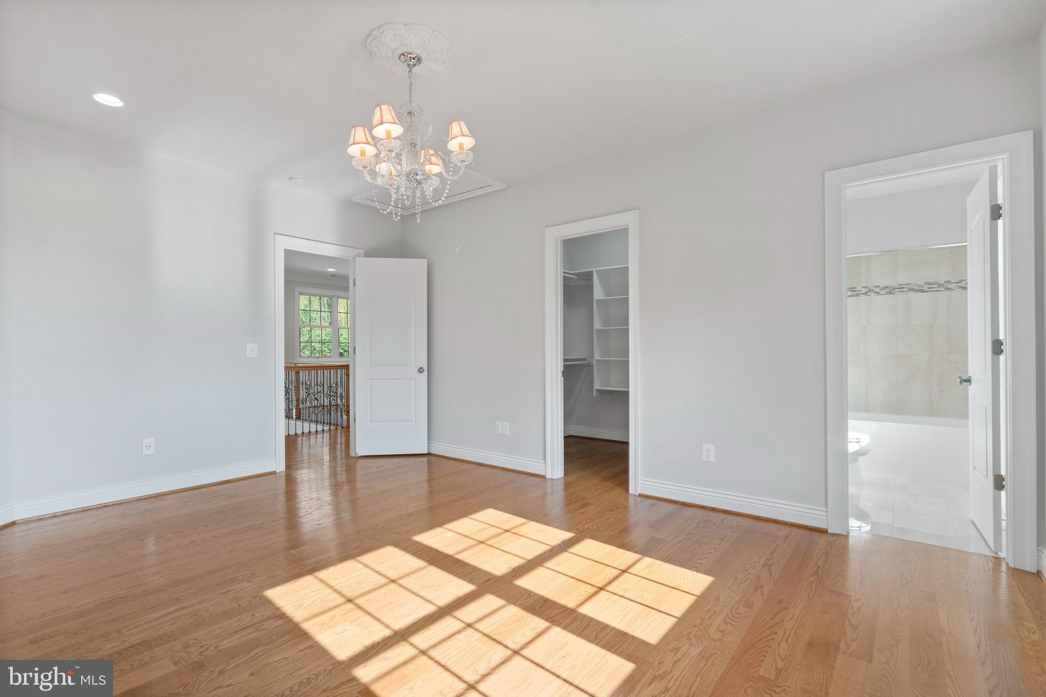 HICKORY HALL ESTATES - Residential