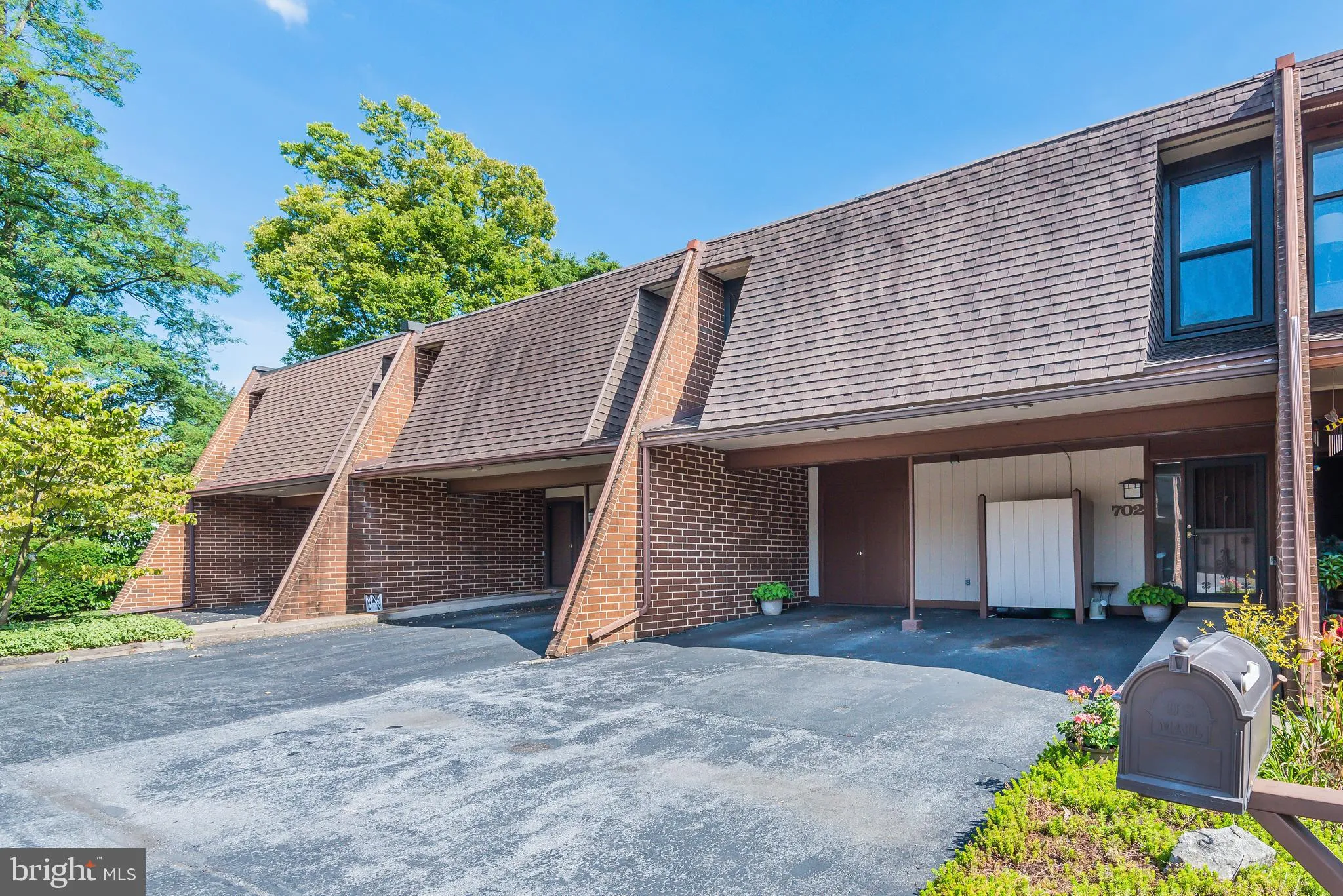 702 Cedar Ridge Lane, Mechanicsburg, PA 17055