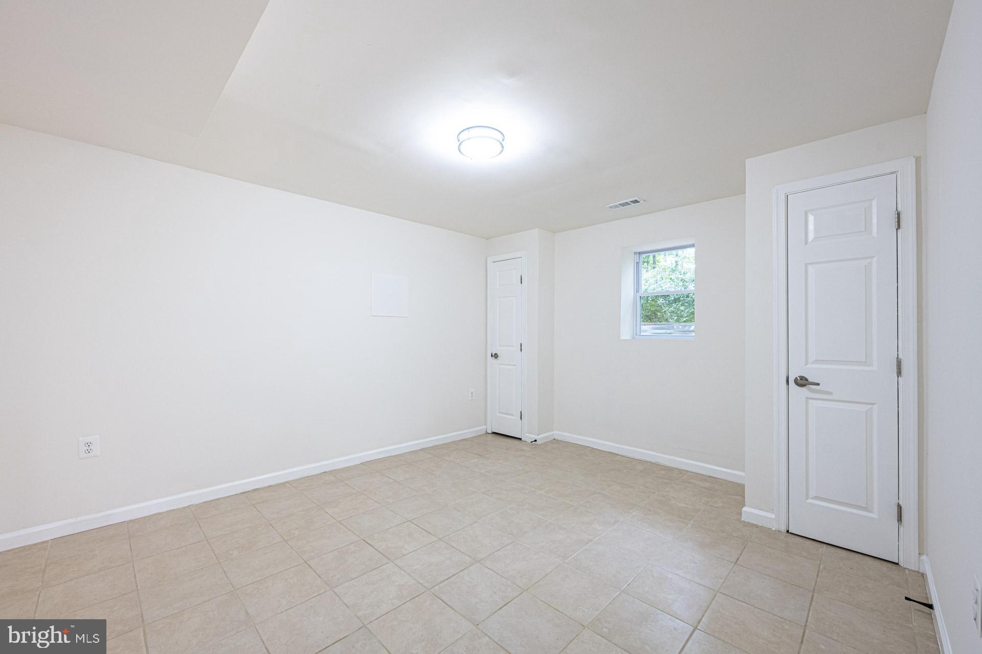 BELLEVALE - Residential