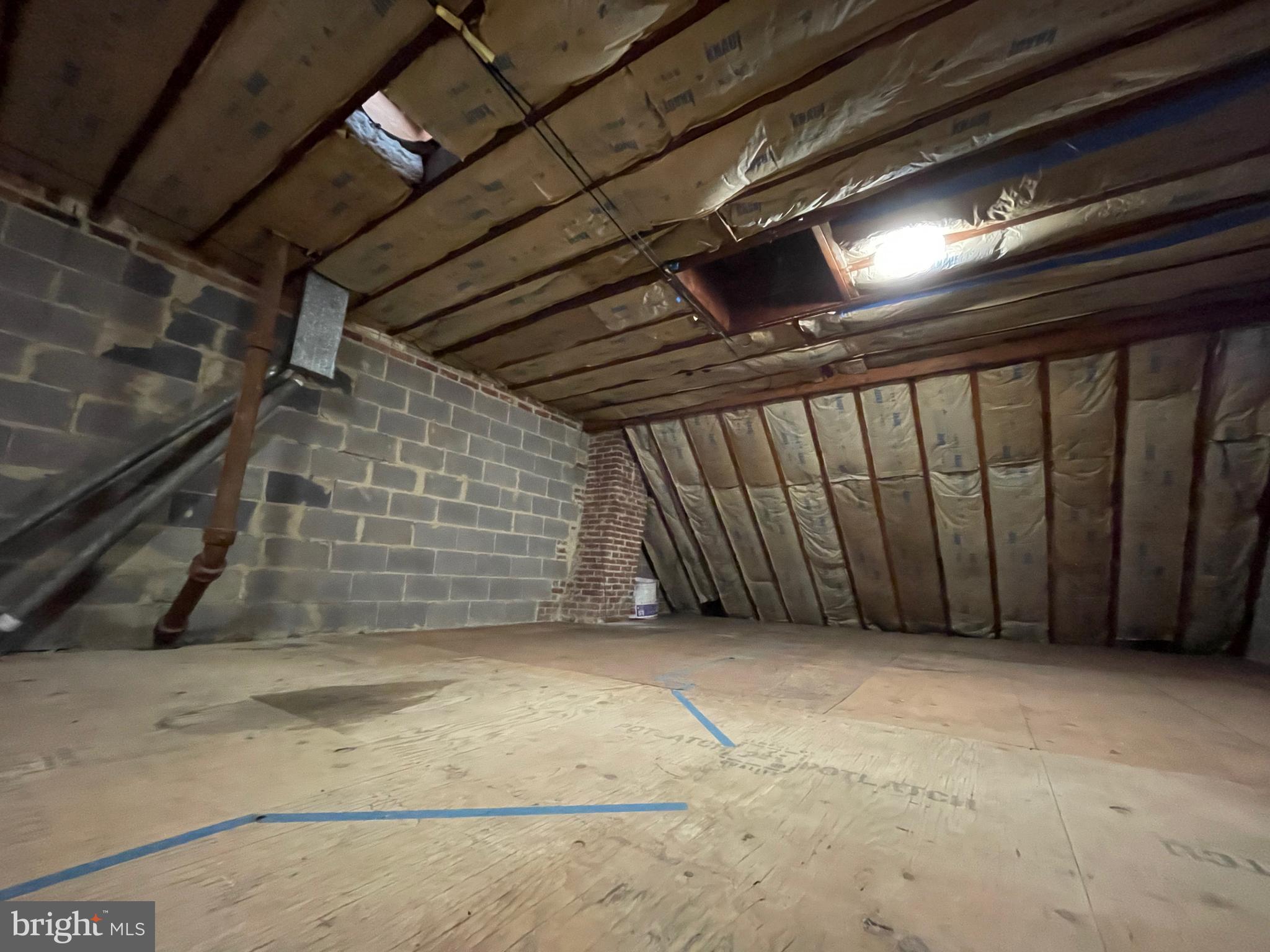 BRANDT TOWNHOUSE - Residential