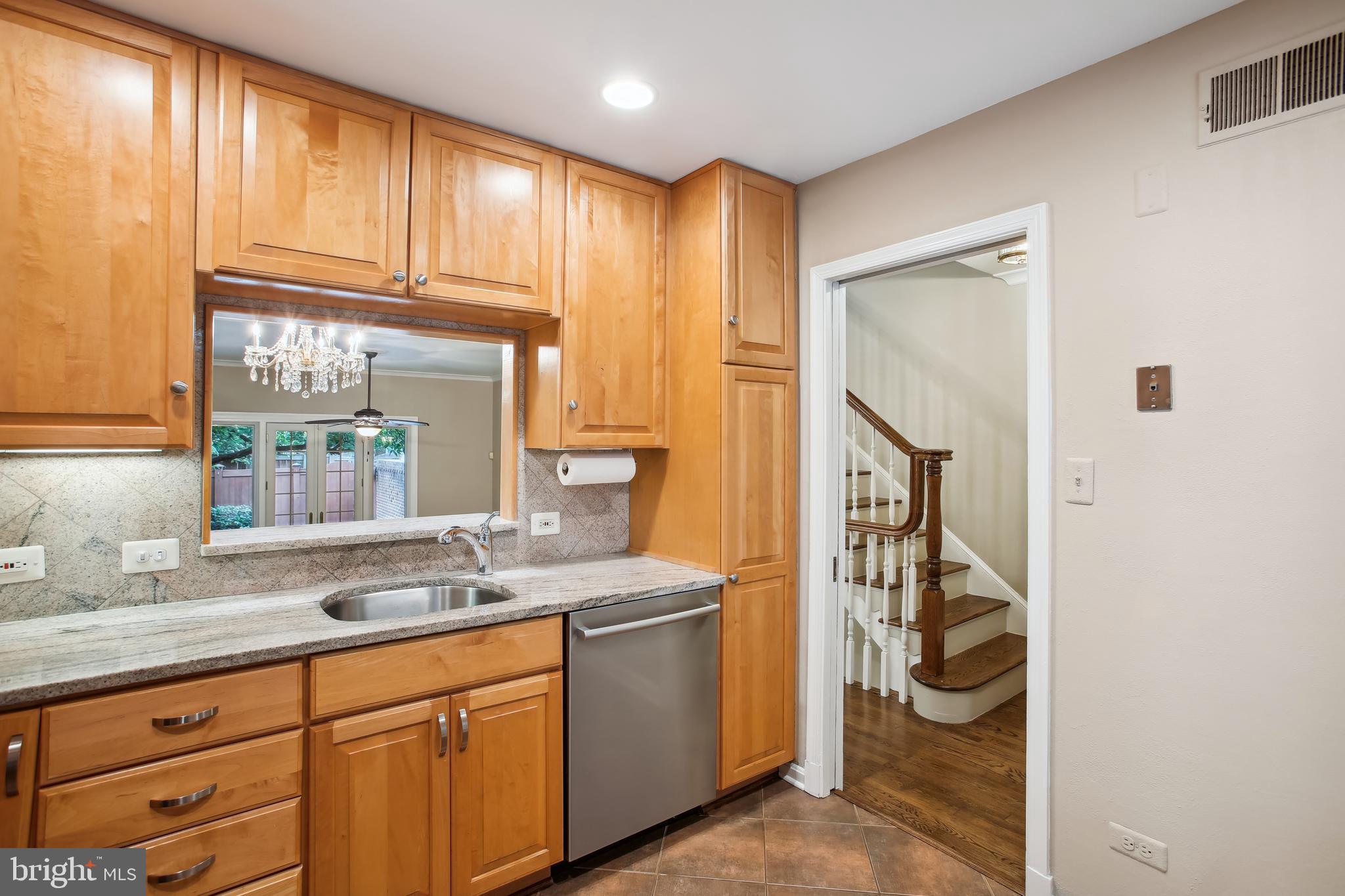 BRANDT TOWNHOUSE - Residential