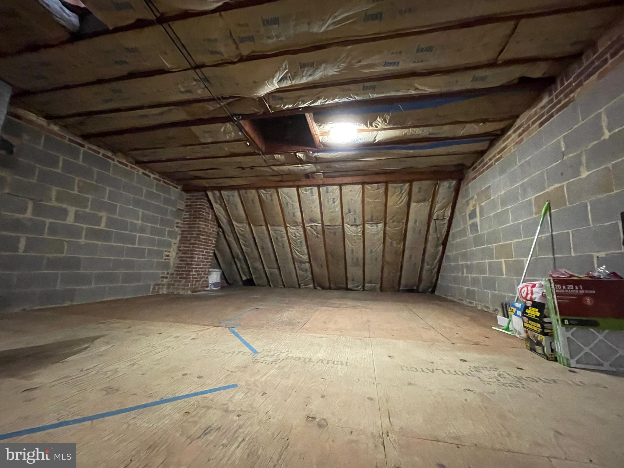 BRANDT TOWNHOUSE - Residential