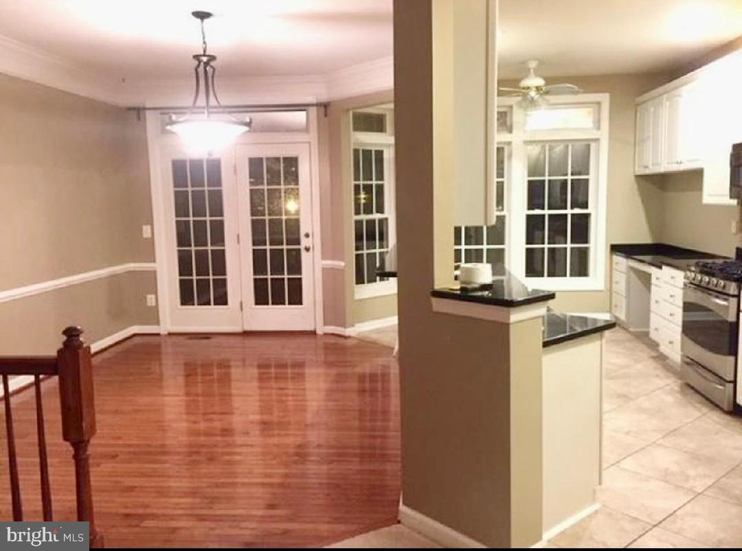 SUMMERS GROVE - Residential Lease