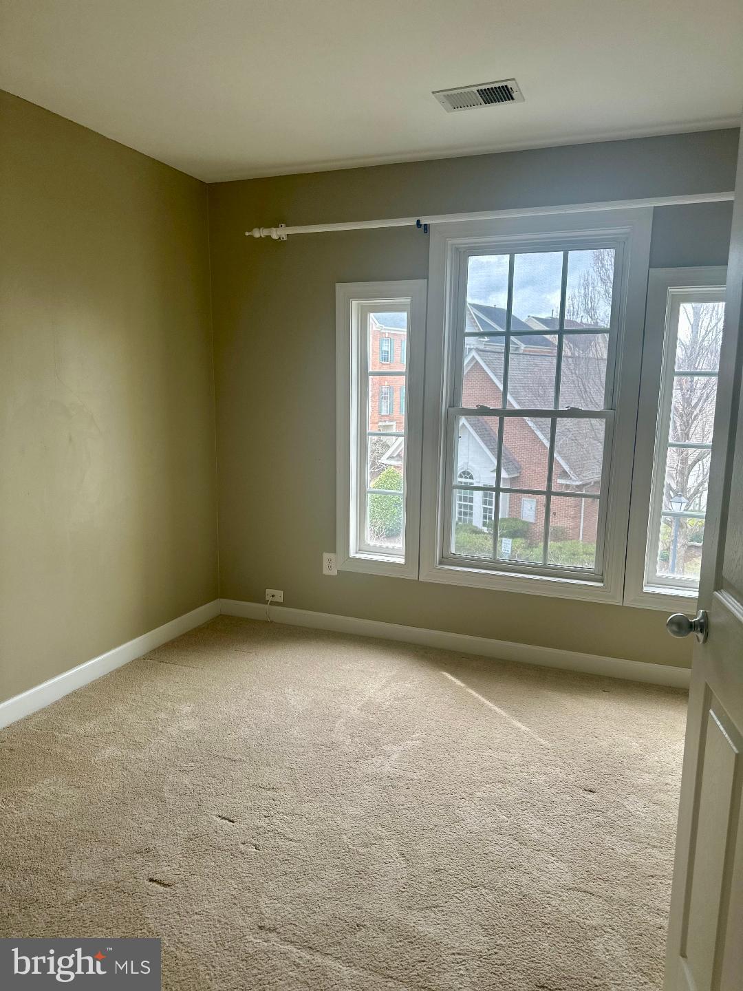 SUMMERS GROVE - Residential Lease