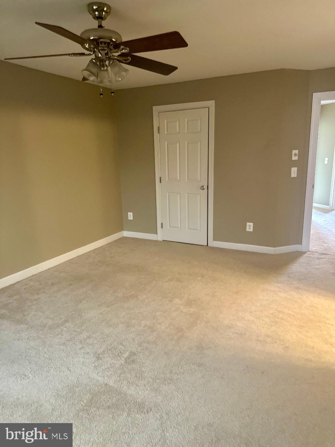 SUMMERS GROVE - Residential Lease