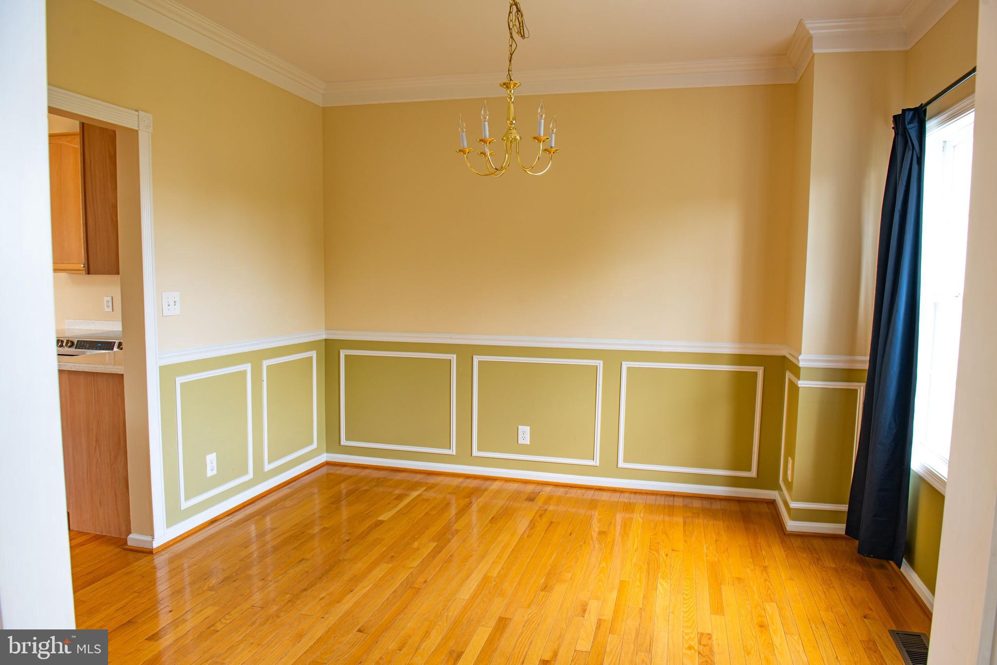 APPLE KNOLLS - Residential