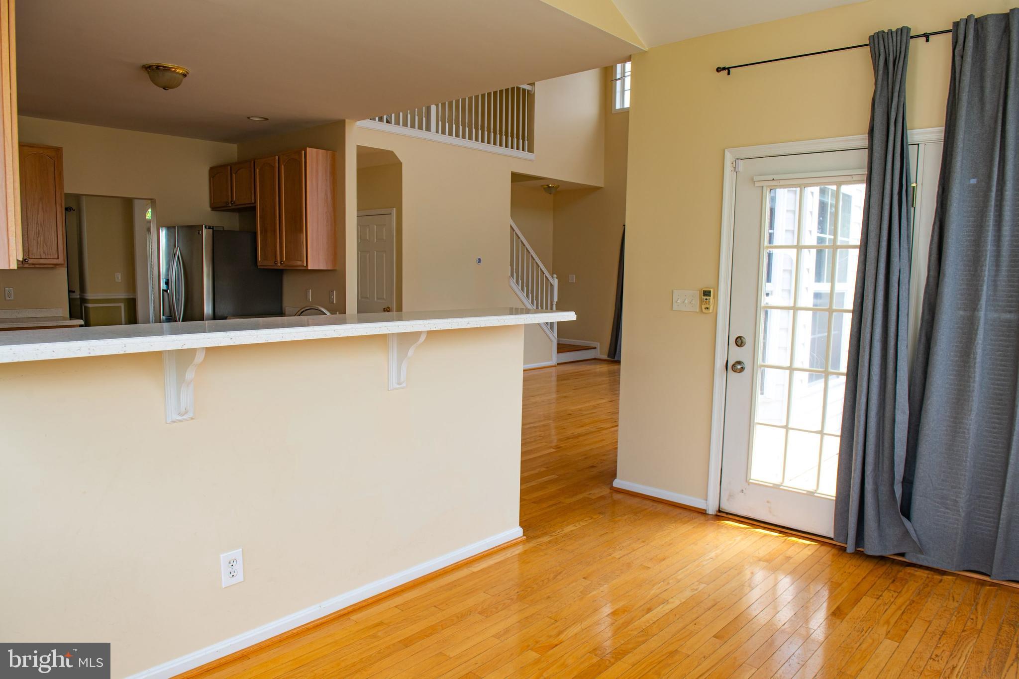 APPLE KNOLLS - Residential