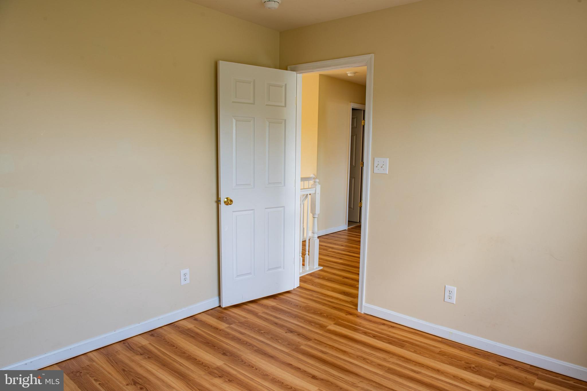 APPLE KNOLLS - Residential