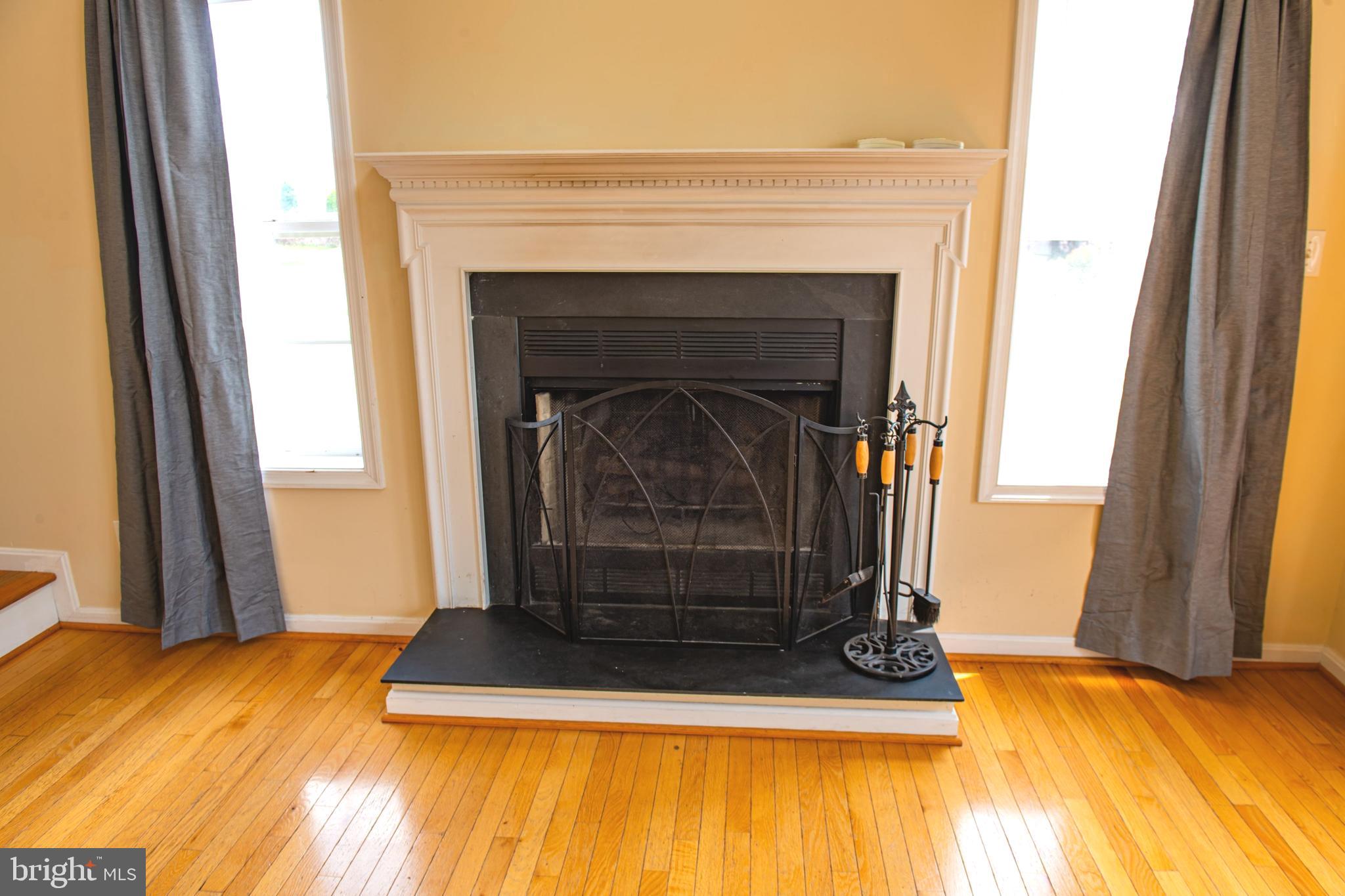 APPLE KNOLLS - Residential