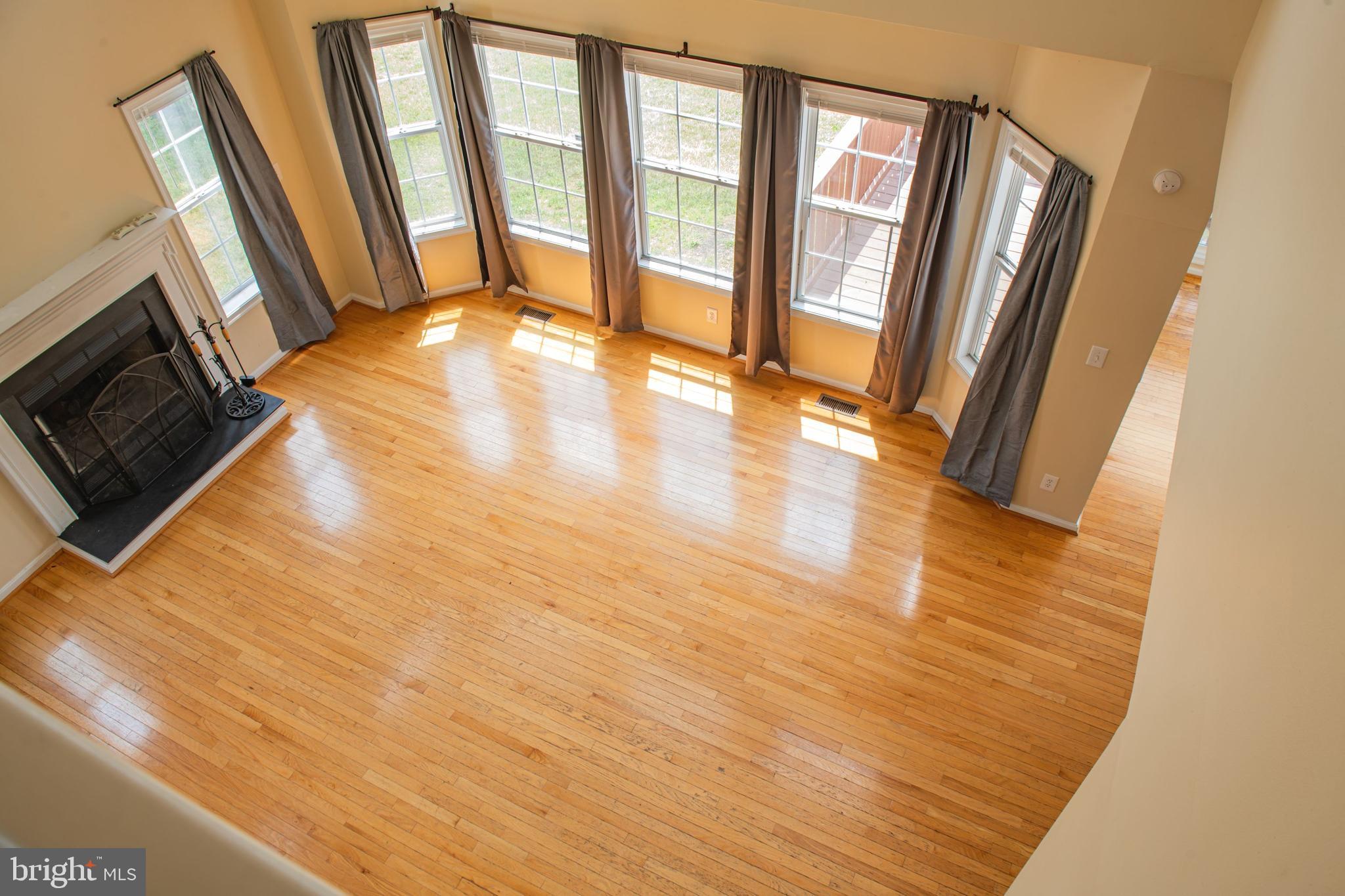 APPLE KNOLLS - Residential