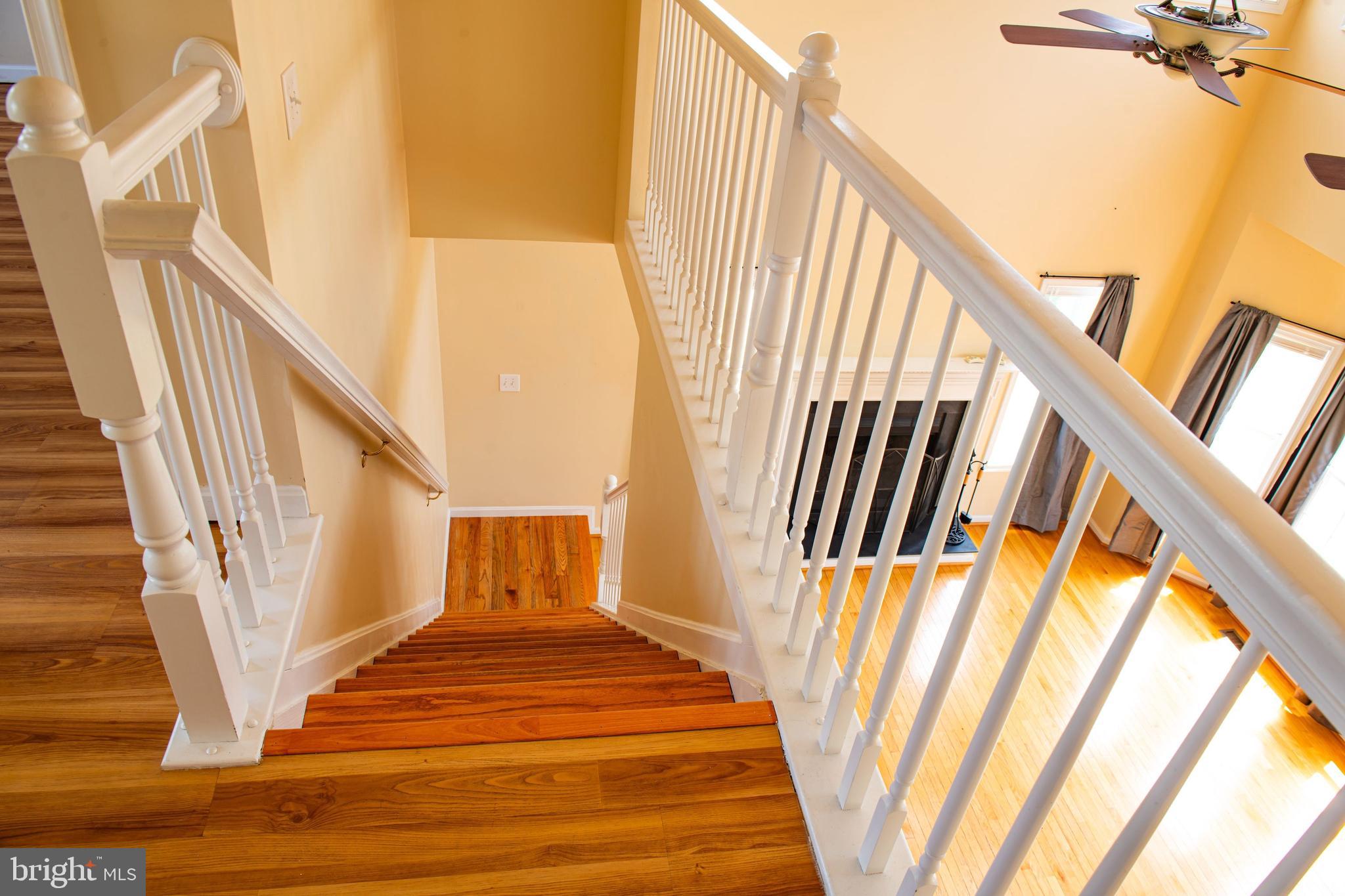 APPLE KNOLLS - Residential