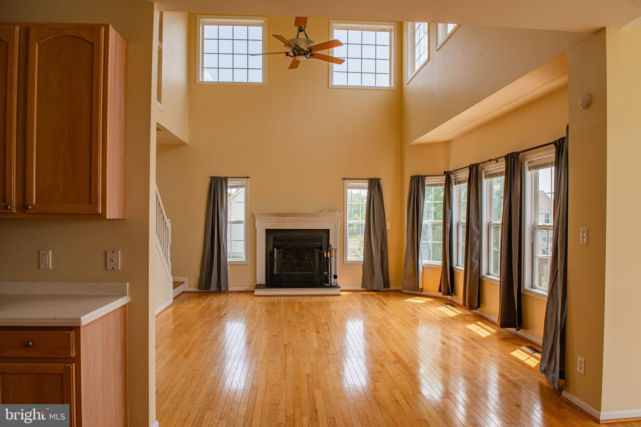 APPLE KNOLLS - Residential