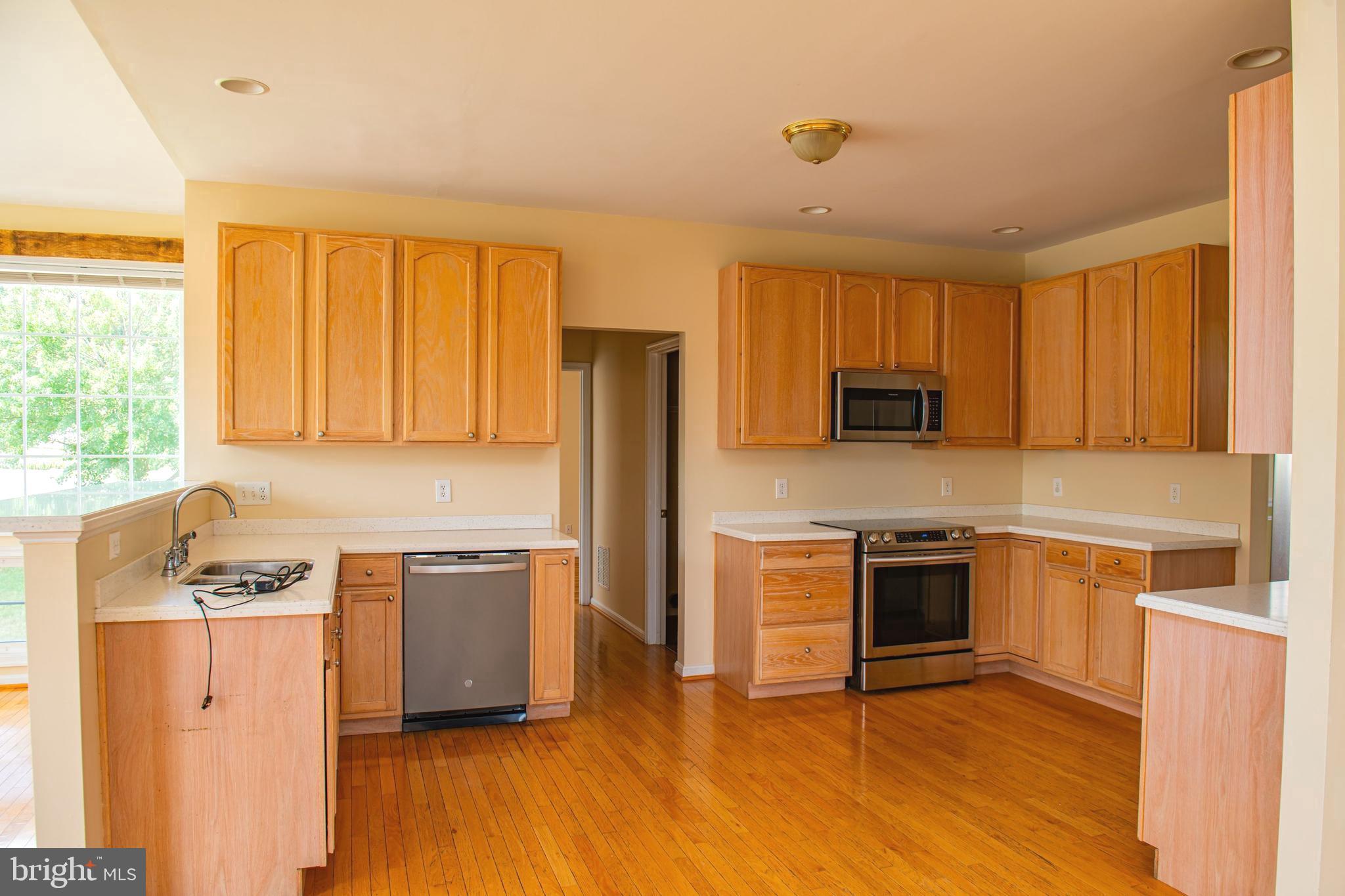 APPLE KNOLLS - Residential