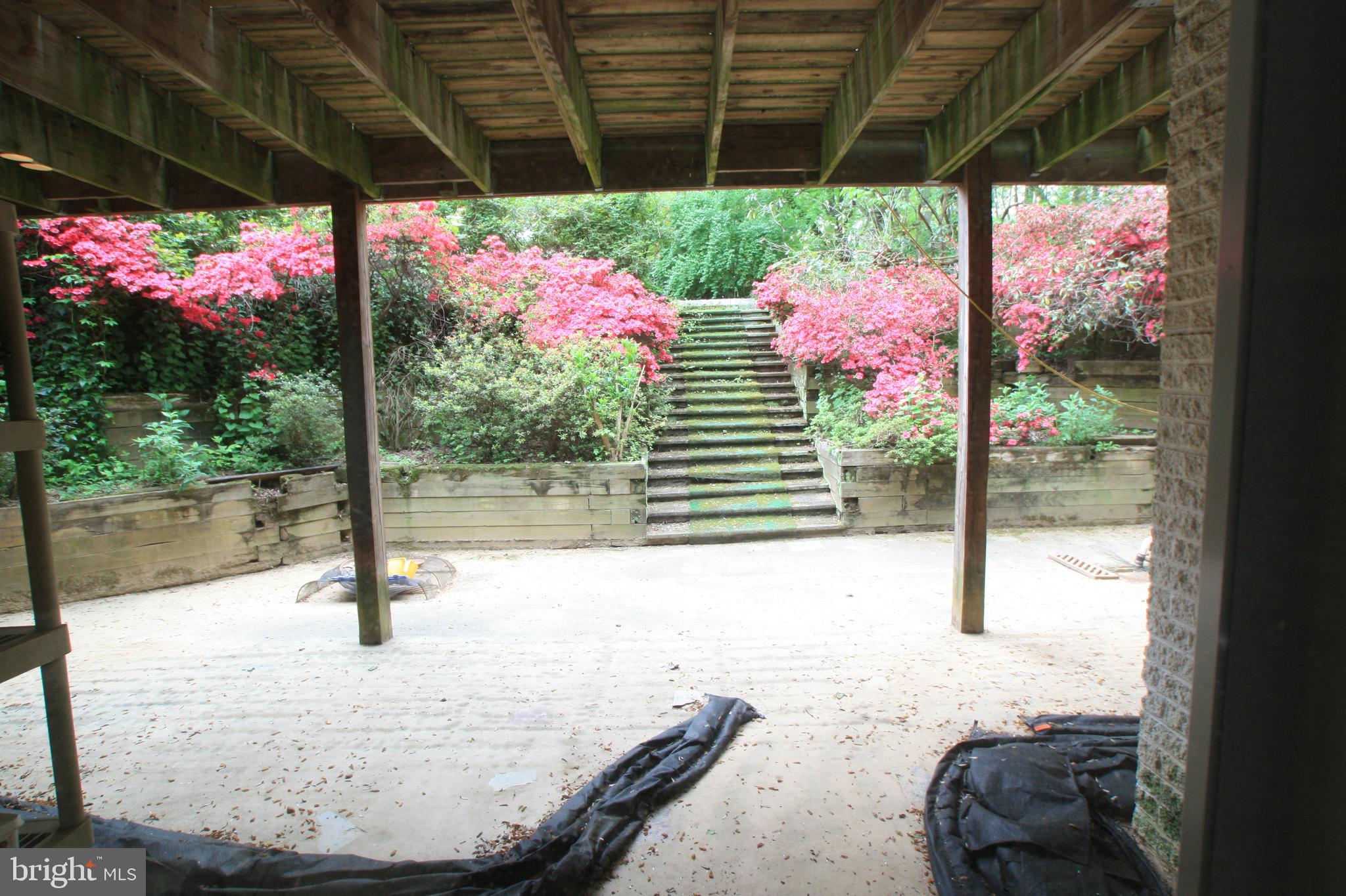 FAWSETT FARMS MANOR - Residential