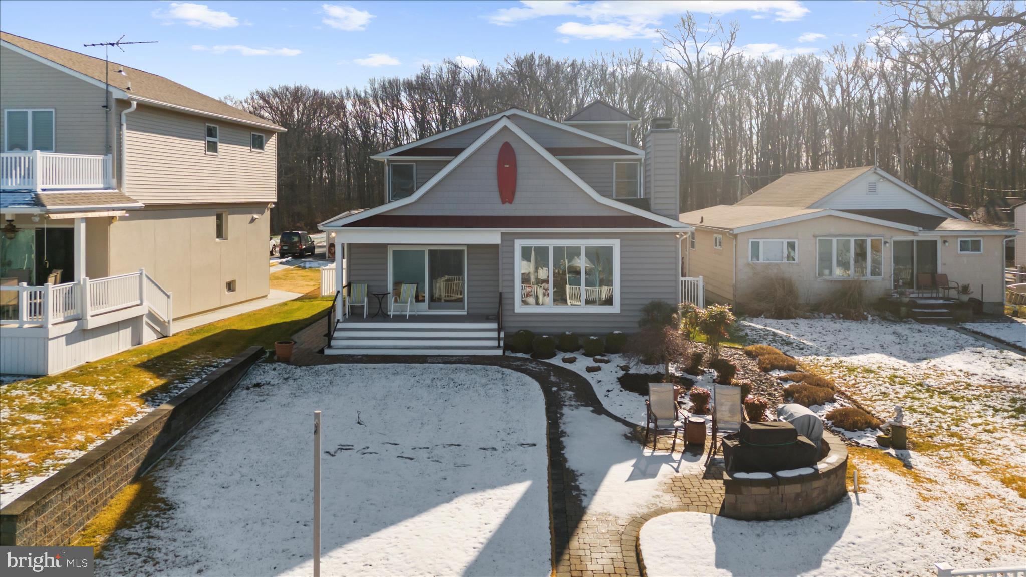 MIDDLE RIVER - Residential