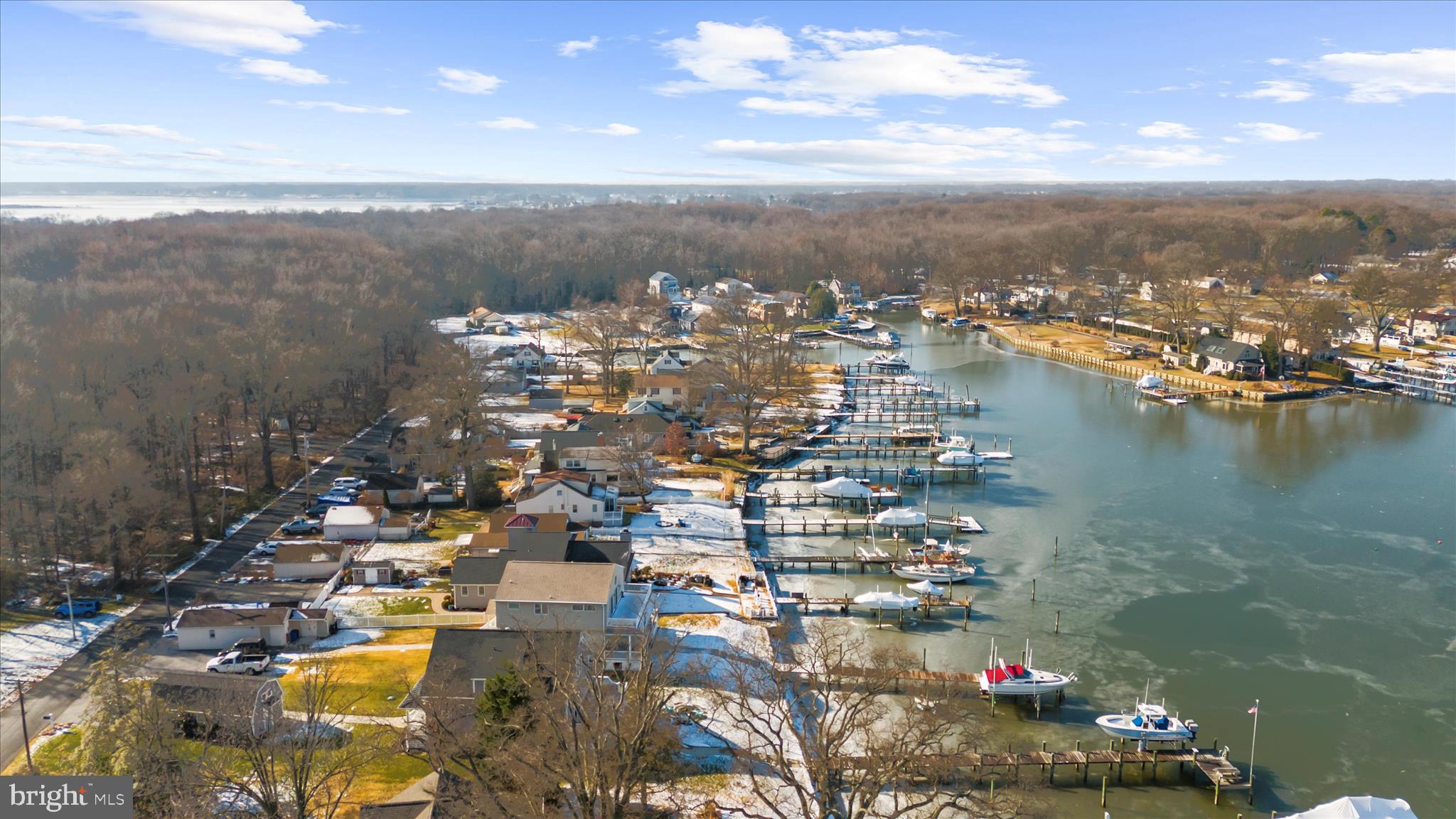 MIDDLE RIVER - Residential