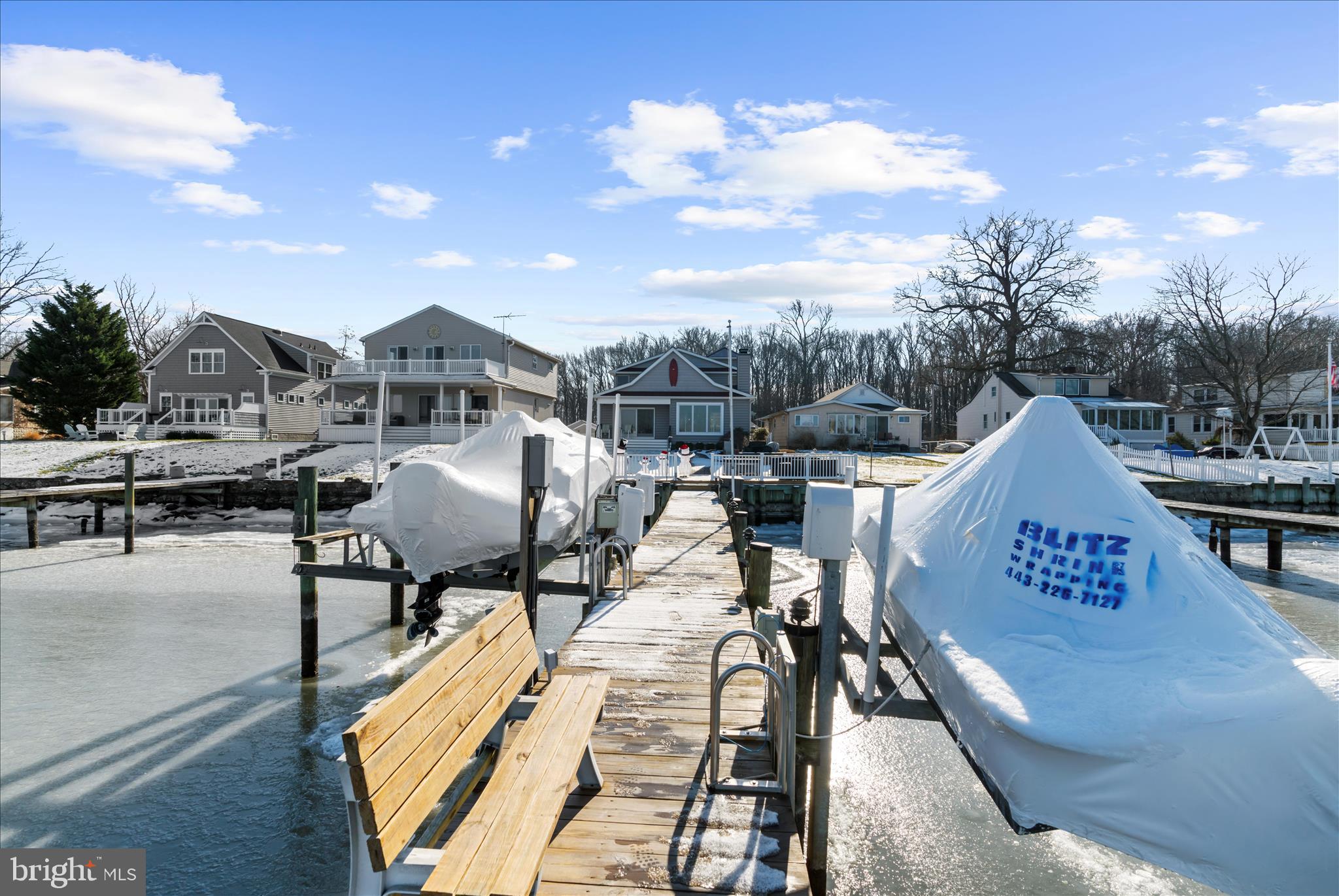 MIDDLE RIVER - Residential