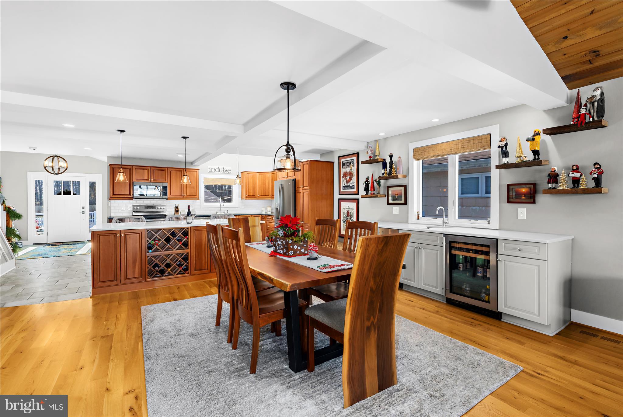 MIDDLE RIVER - Residential