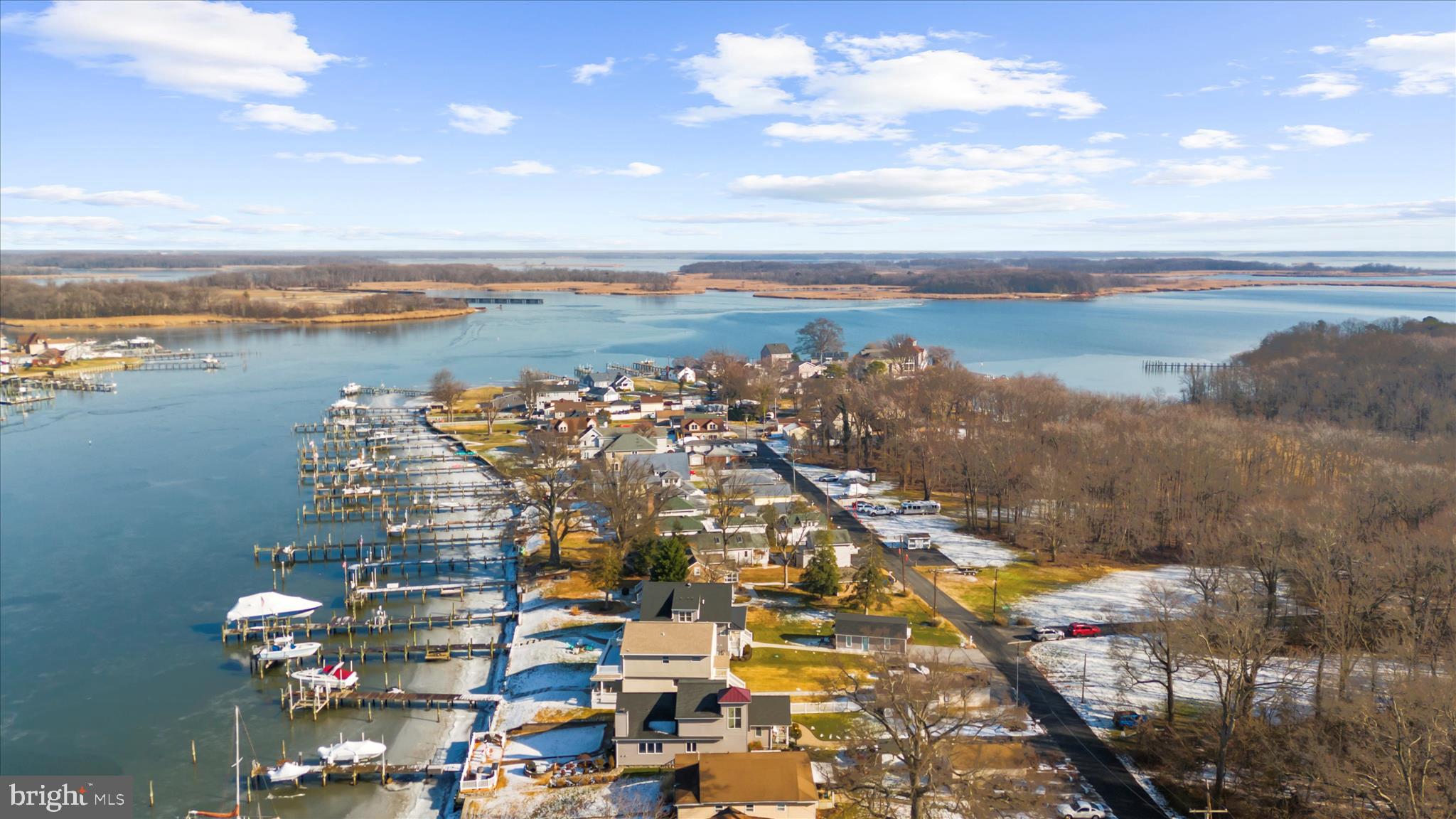 MIDDLE RIVER - Residential