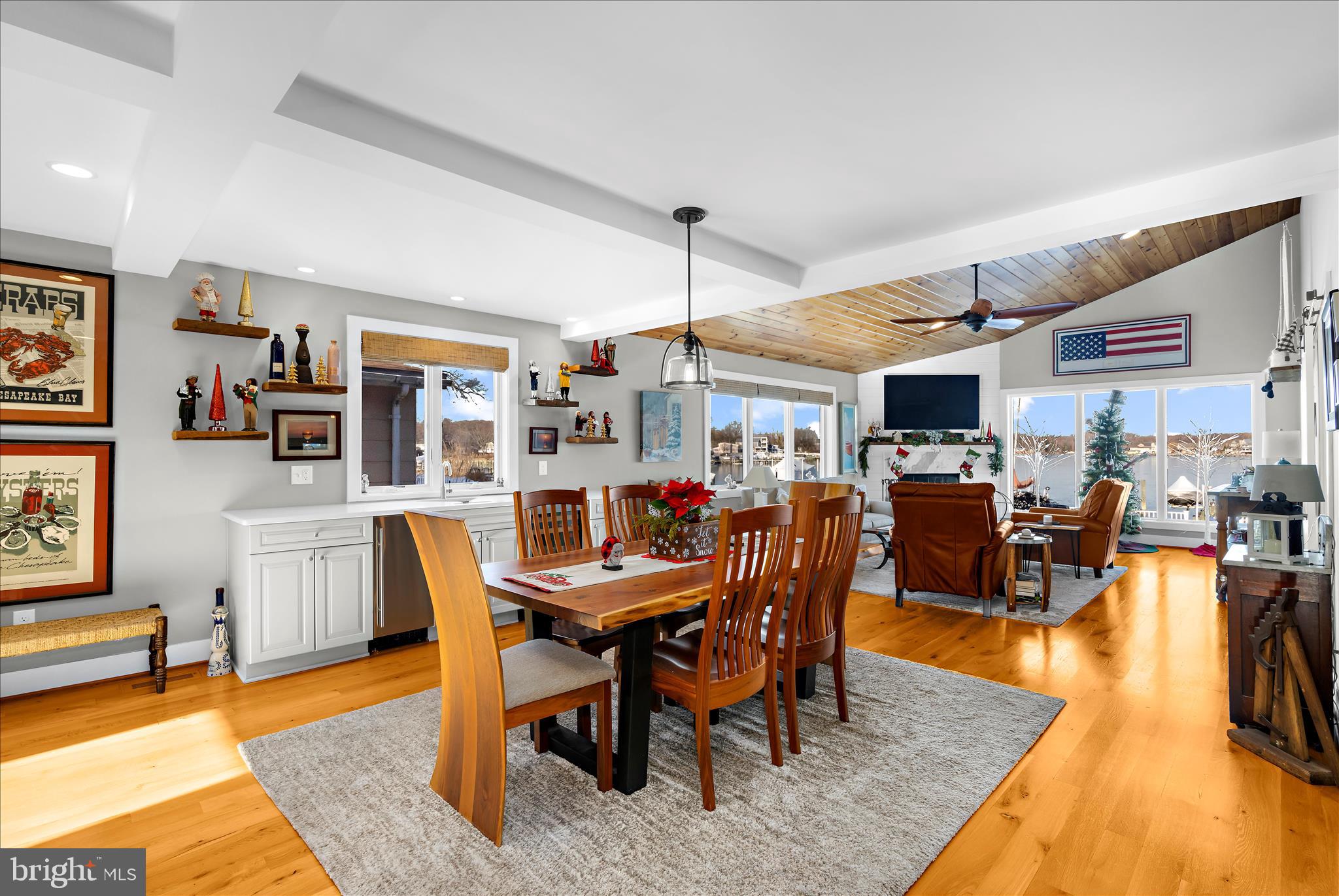 MIDDLE RIVER - Residential