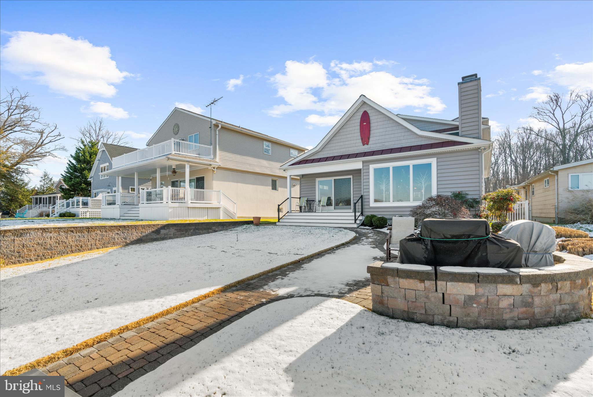 MIDDLE RIVER - Residential