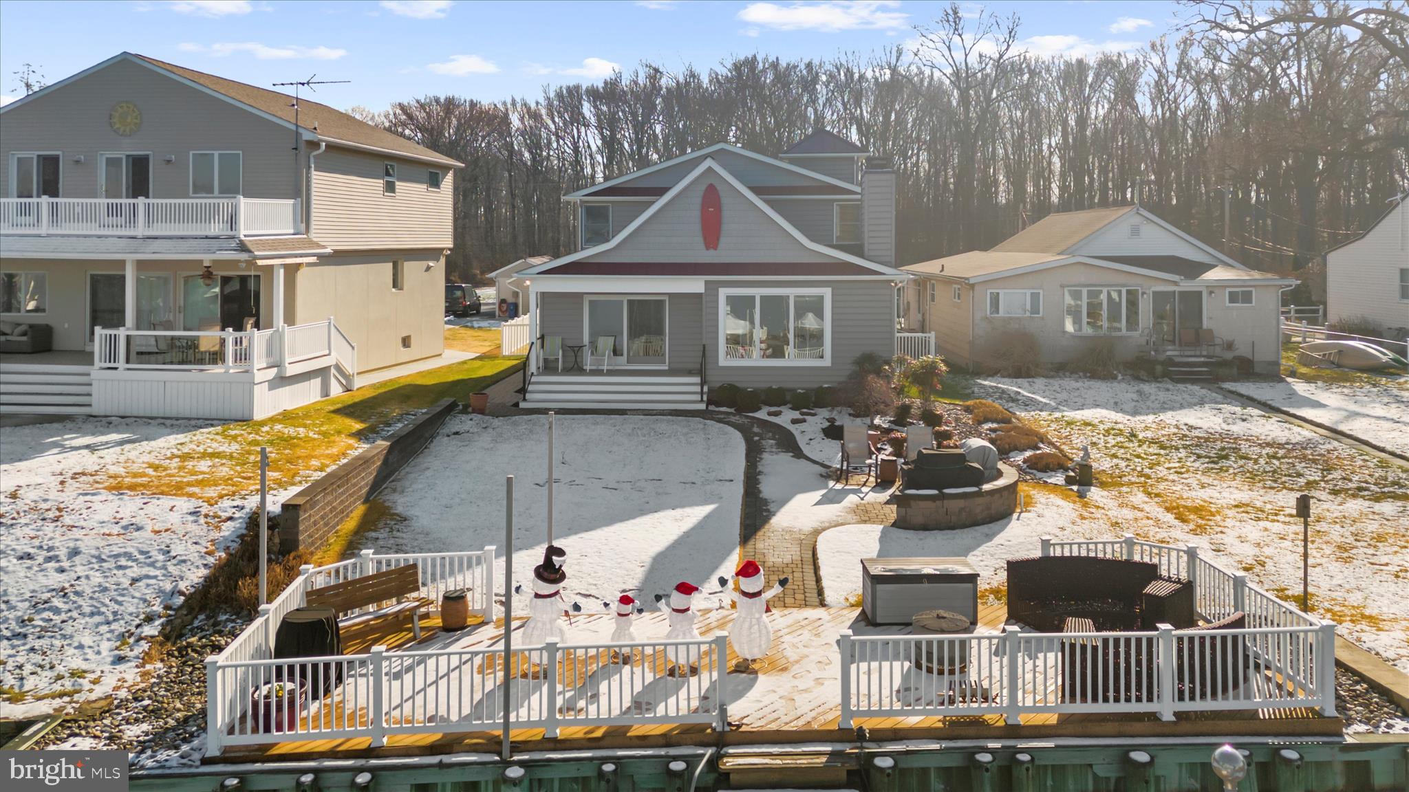 MIDDLE RIVER - Residential