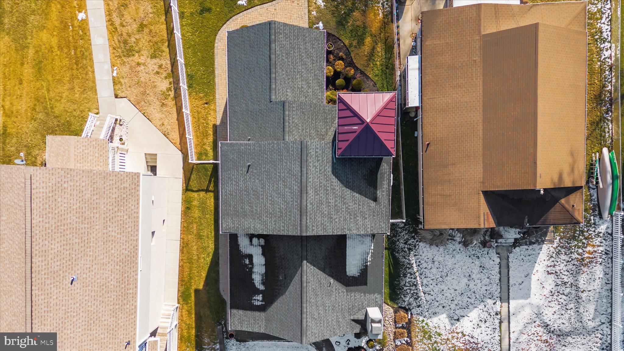 MIDDLE RIVER - Residential