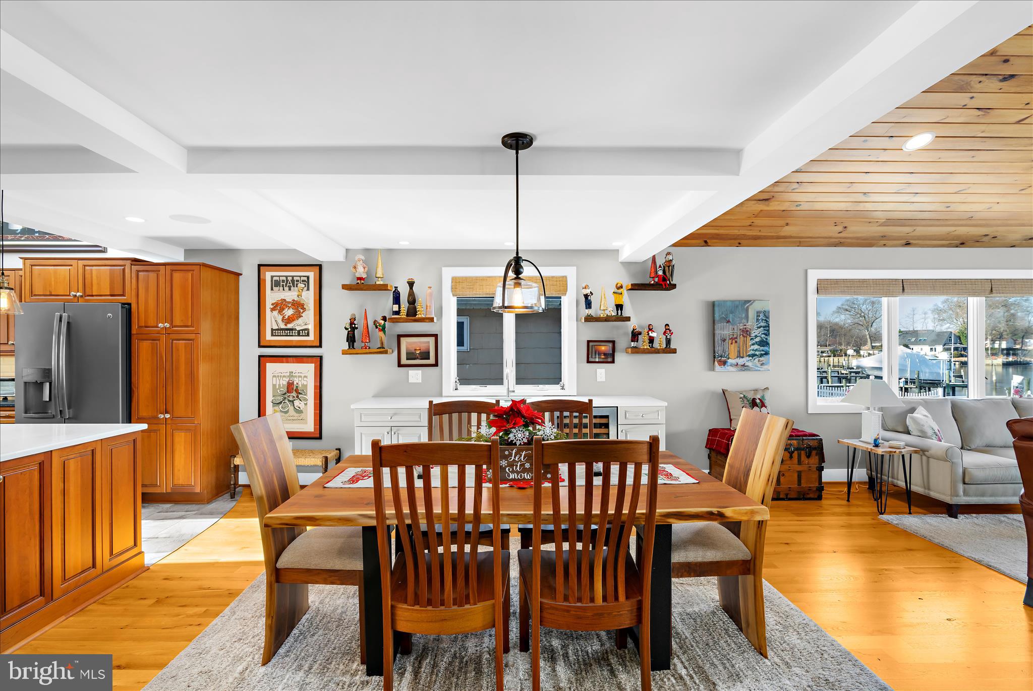 MIDDLE RIVER - Residential