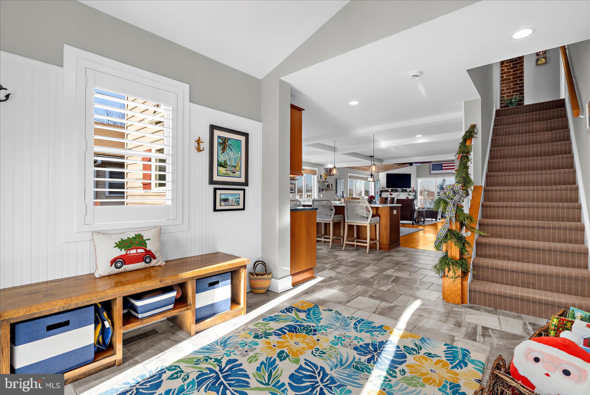 MIDDLE RIVER - Residential