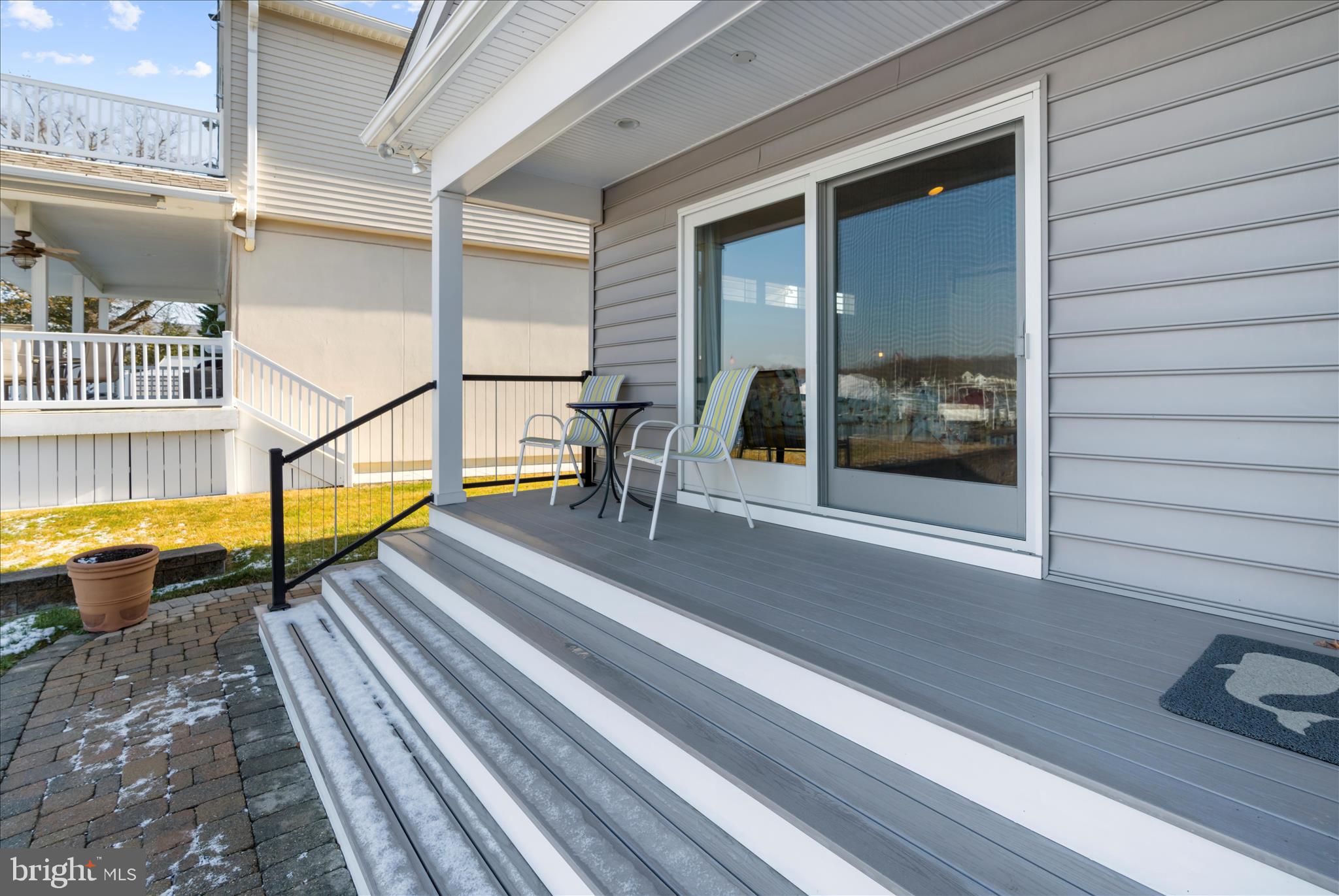 MIDDLE RIVER - Residential